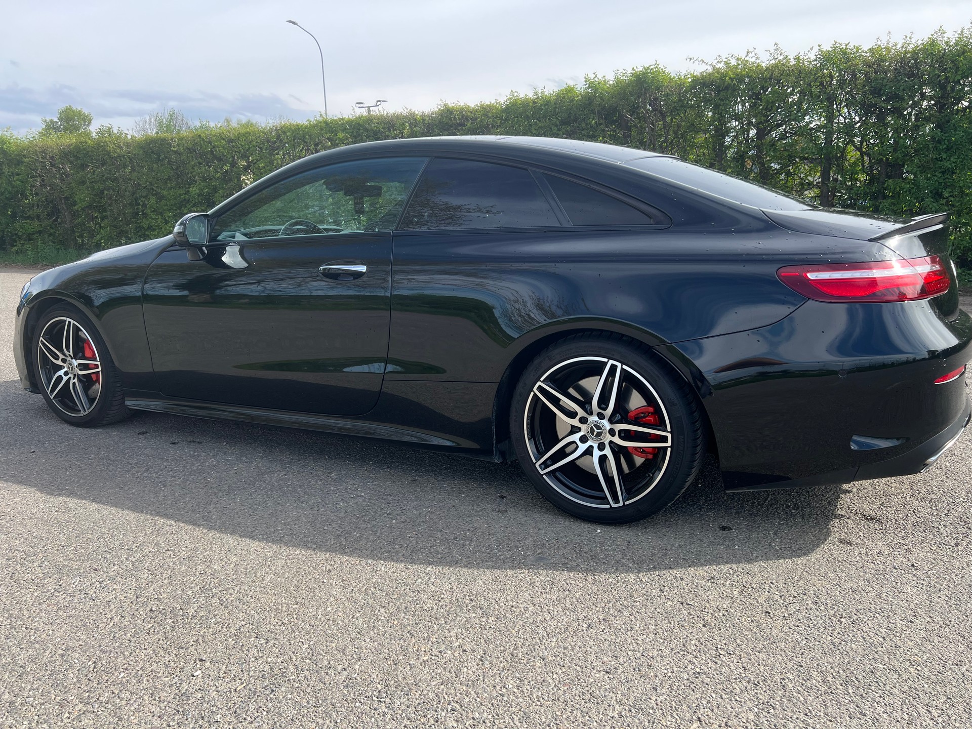 MERCEDES-BENZ E 400 Coupé AMG Line 4 Matic 9G-Tronic-image-9