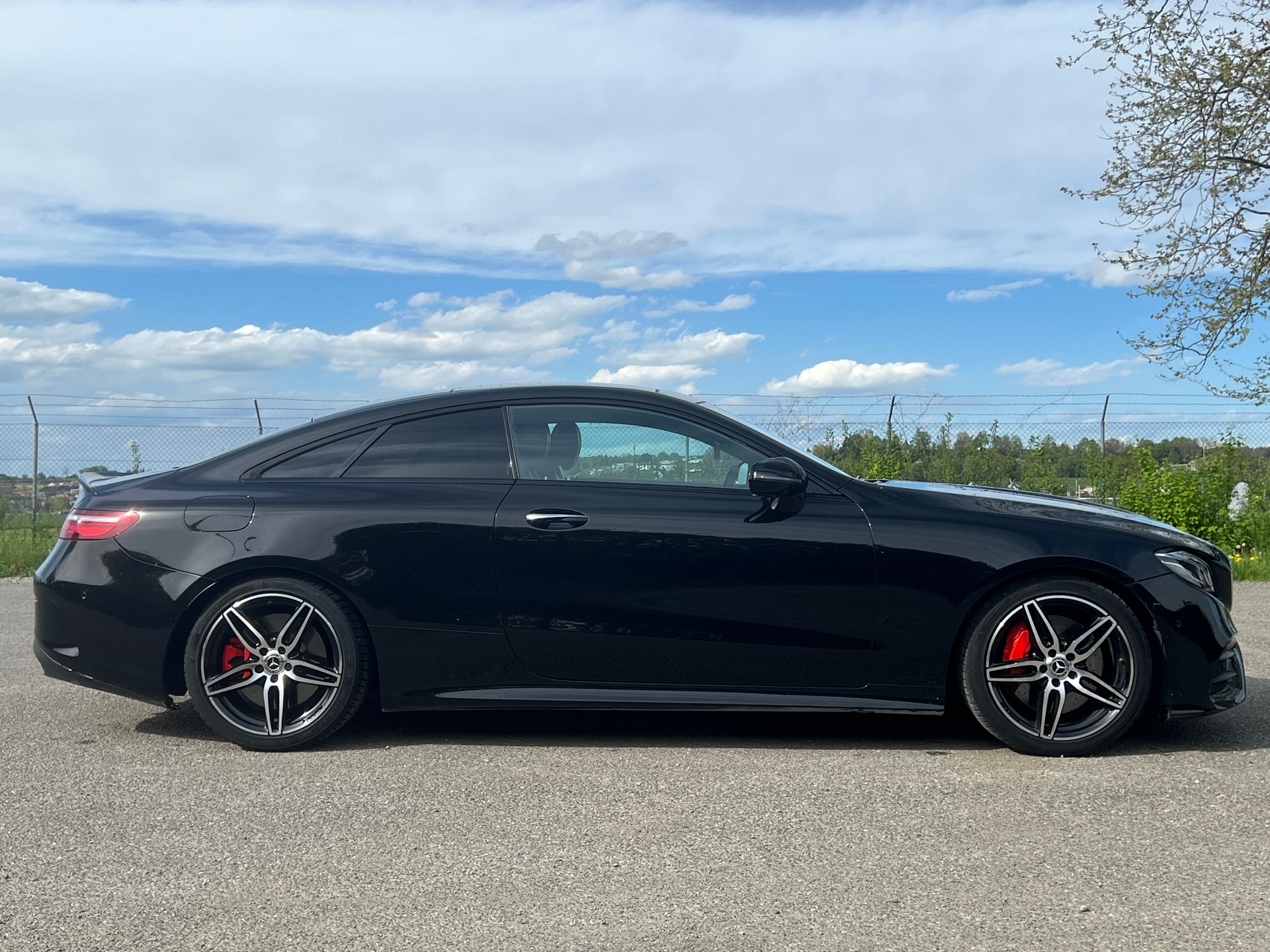 MERCEDES-BENZ E 400 Coupé AMG Line 4 Matic 9G-Tronic-image-6
