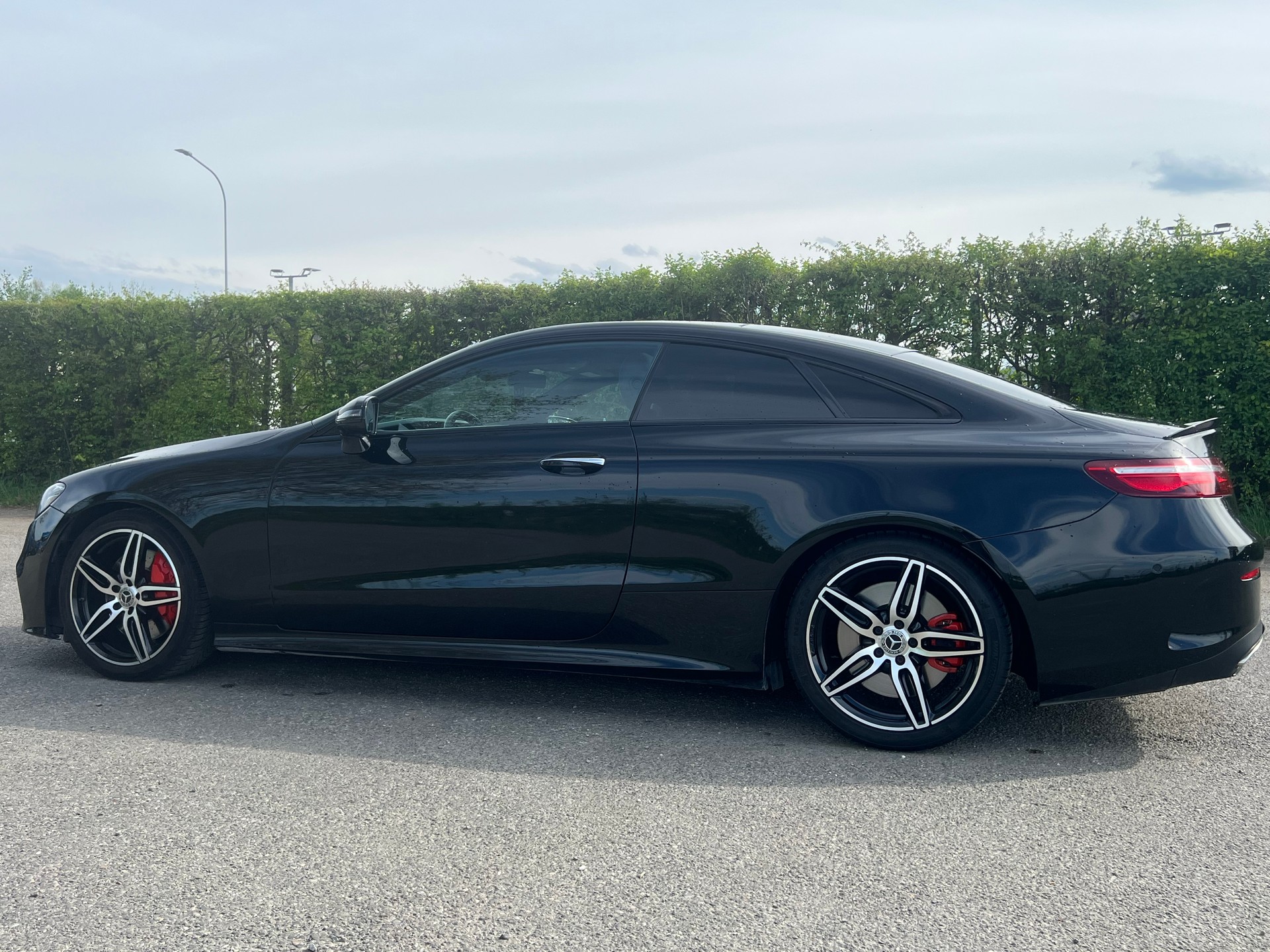 MERCEDES-BENZ E 400 Coupé AMG Line 4 Matic 9G-Tronic-image-11