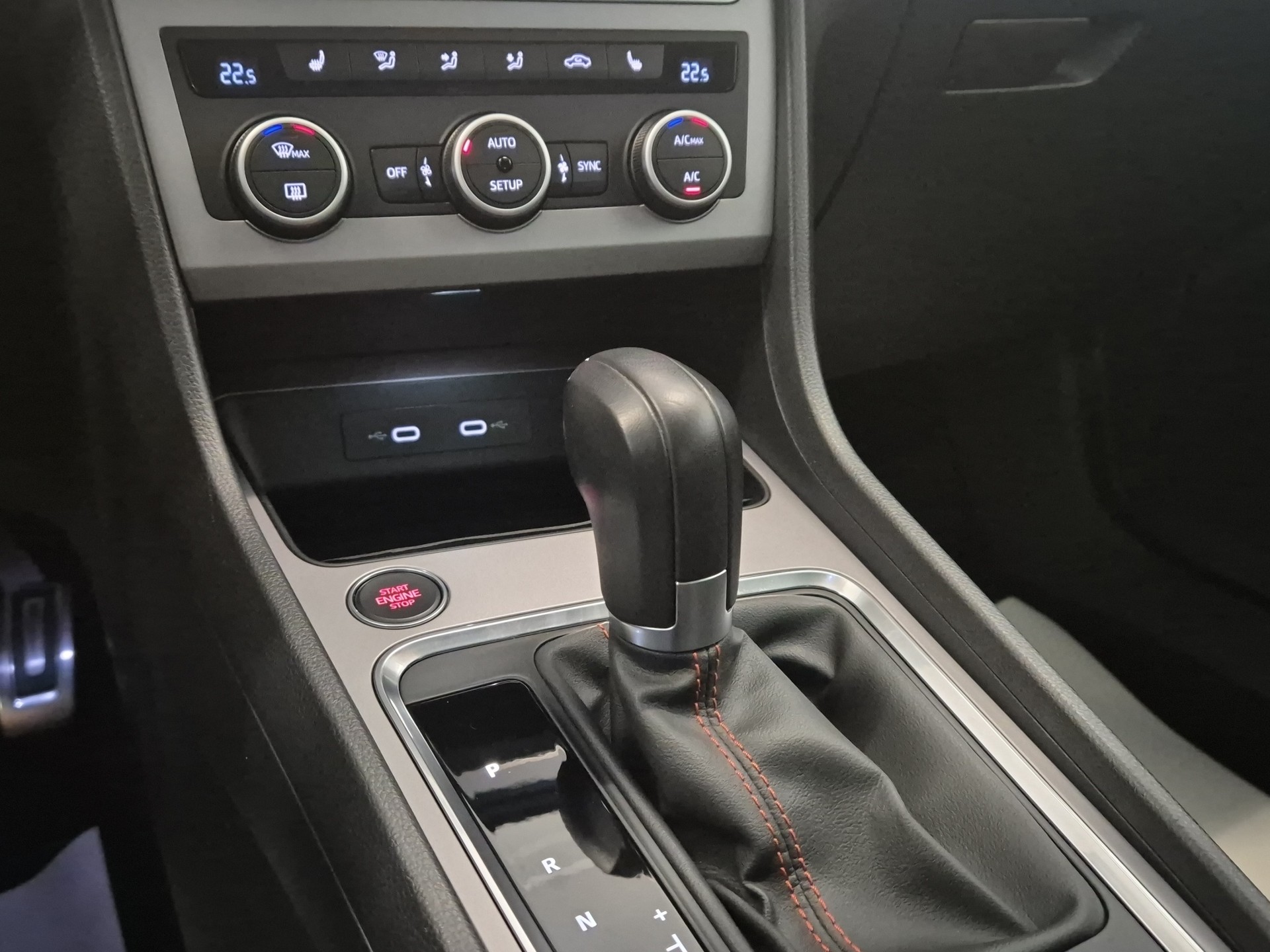 SEAT Ateca 2.0 TSI Hola FR 4Drive DSG, FACELIFT-MODELL 2021-image-27