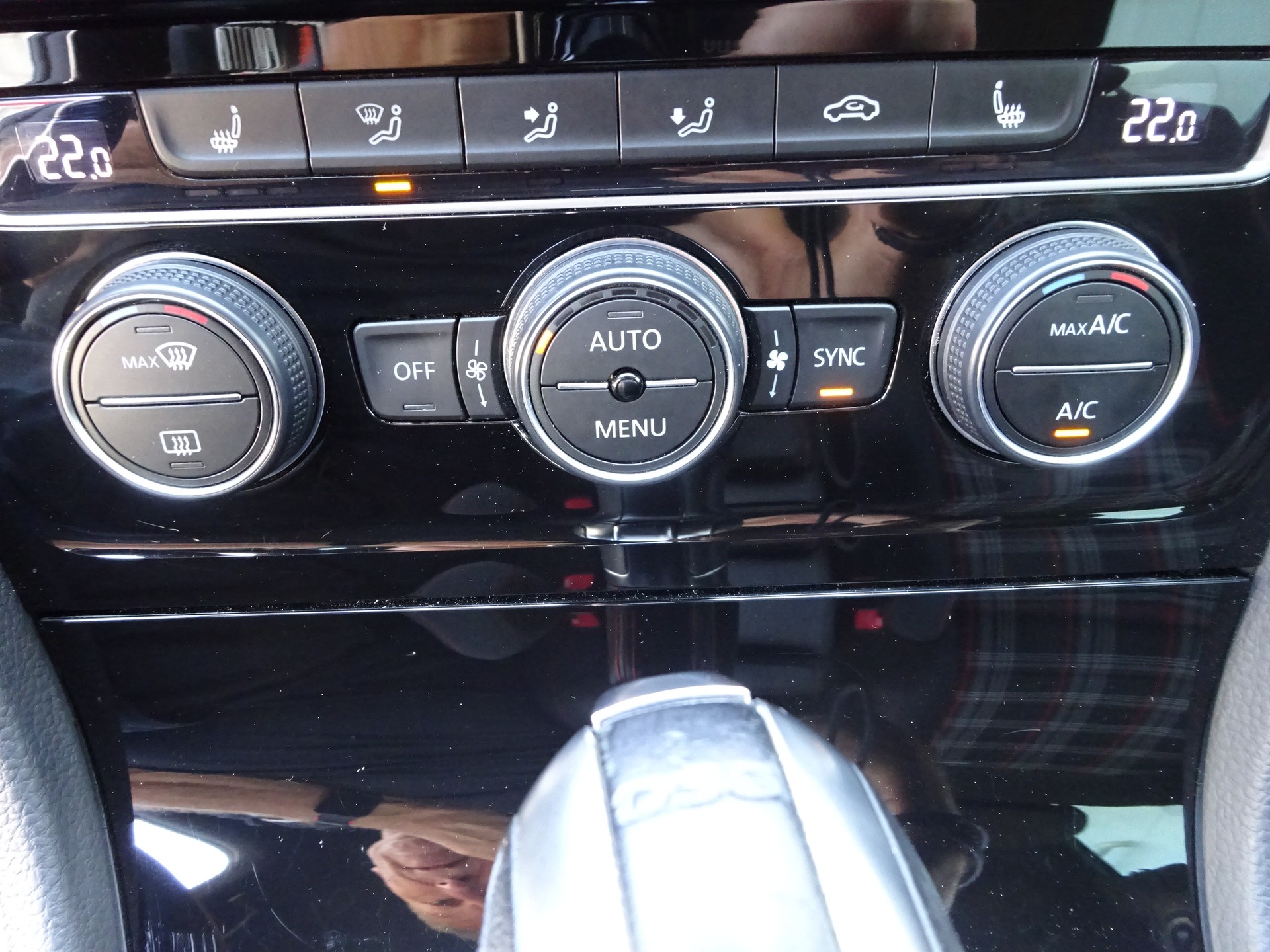 VW Golf 2.0 TSI GTI Performance DSG-image-25