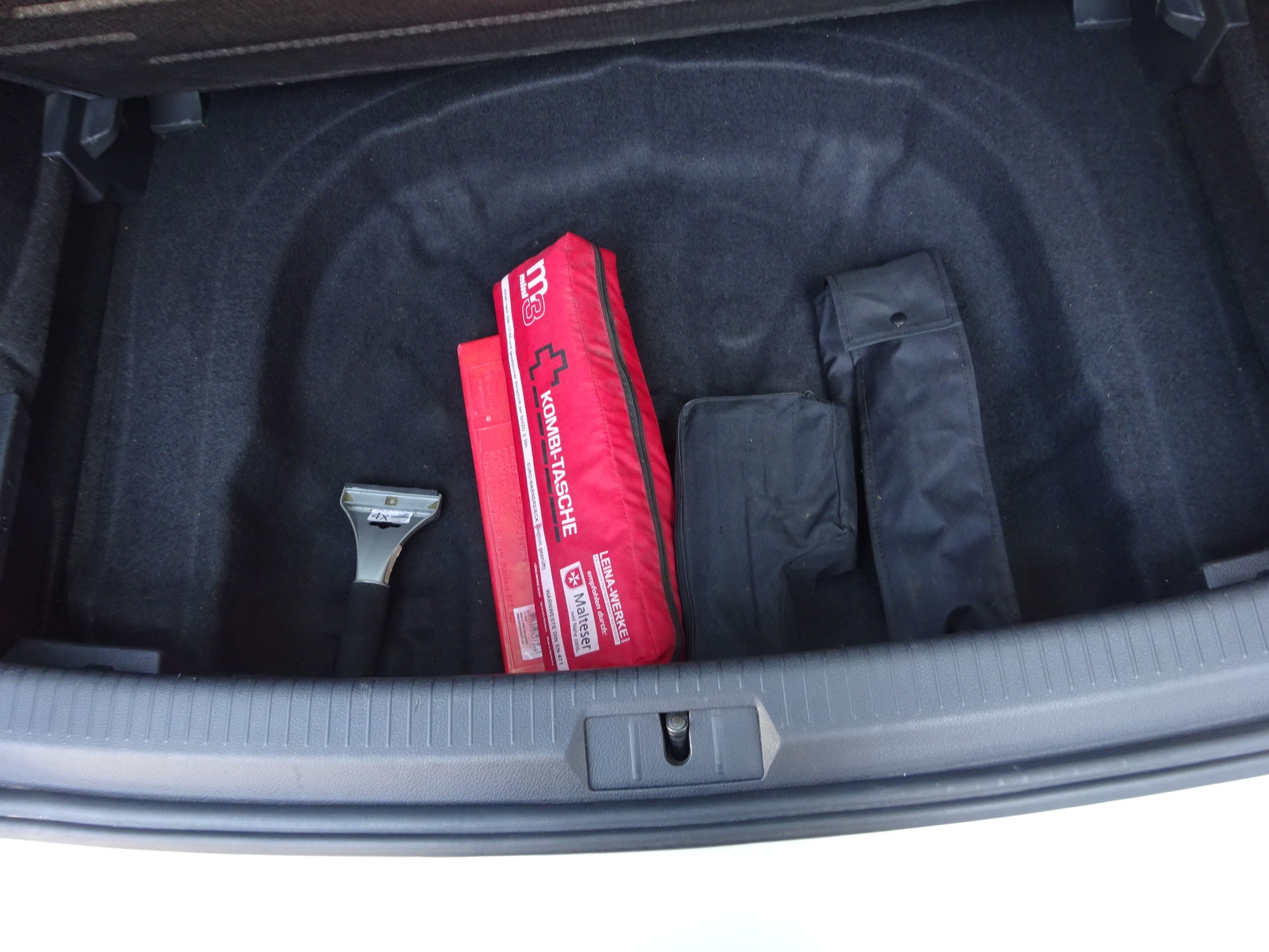 VW Golf 2.0 TSI GTI Performance DSG-image-14