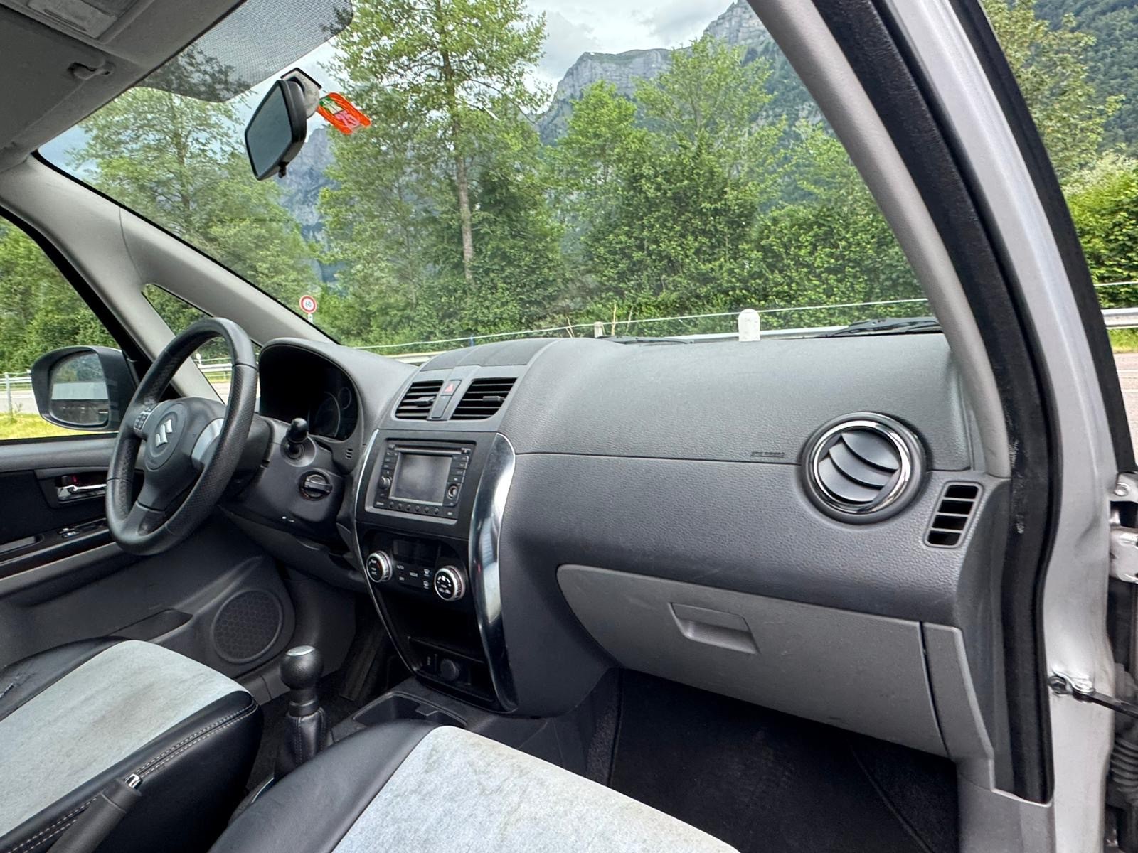 SUZUKI SX4 1.6 16V GL Top Indigo 4WD-image-14