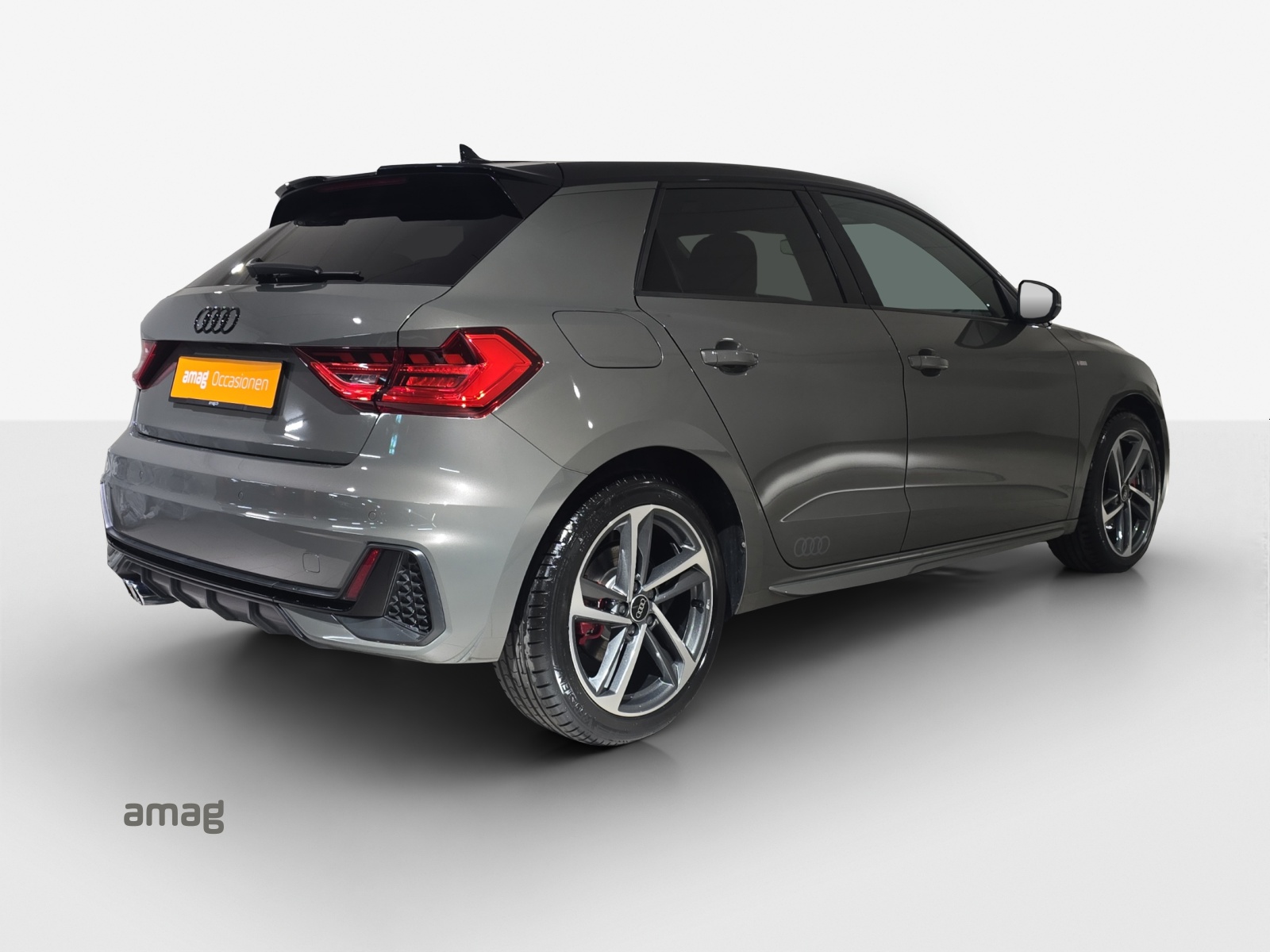 AUDI A1 Sportback 40 TFSI S Line S-tronic-image-4
