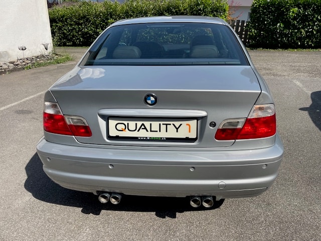 BMW M3-image-2