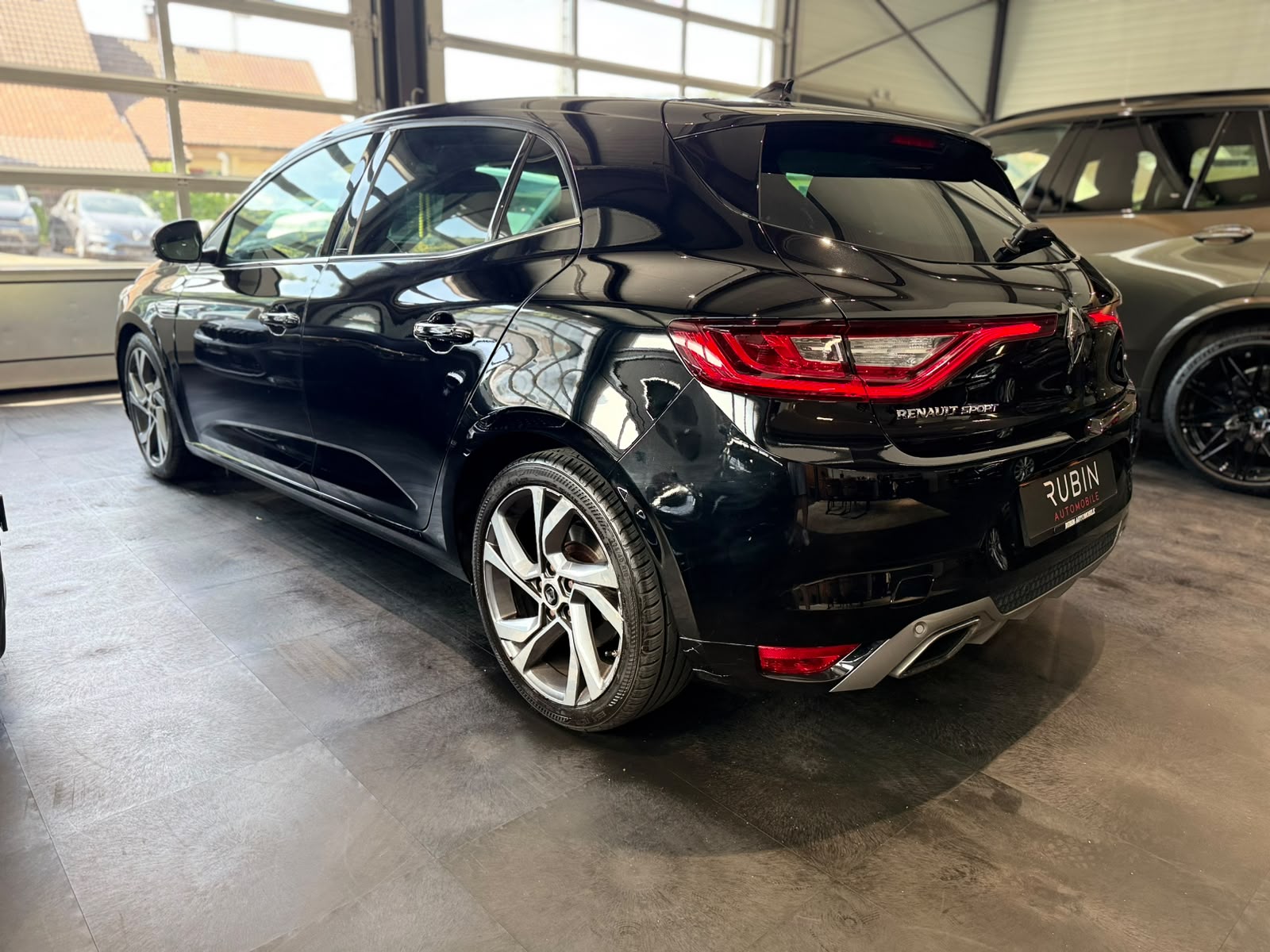 RENAULT Mégane 1.6 16V Turbo GT EDC-image-1