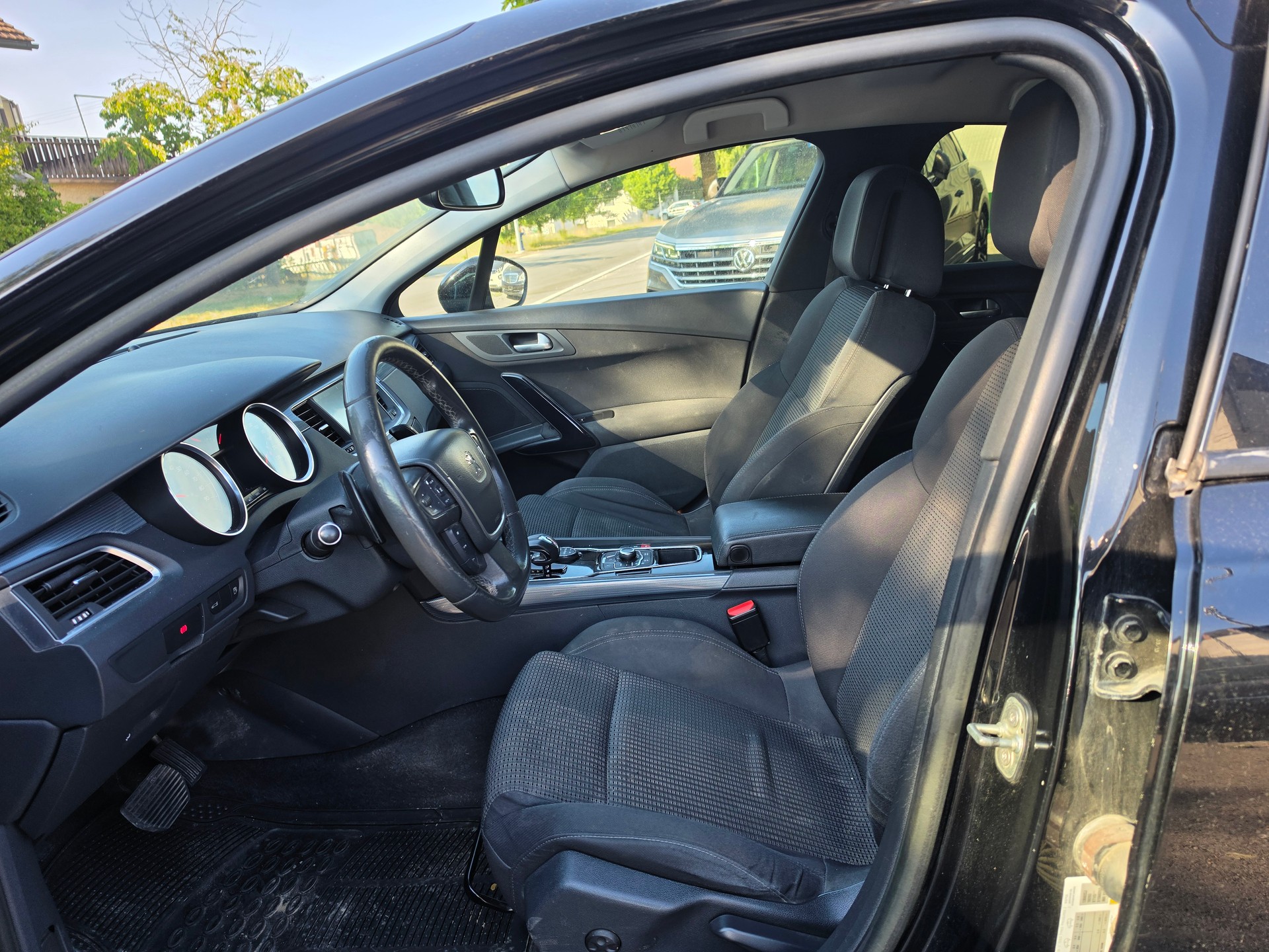 PEUGEOT 508 2.0 HDI Hybrid4 Allure EGS6-image-9