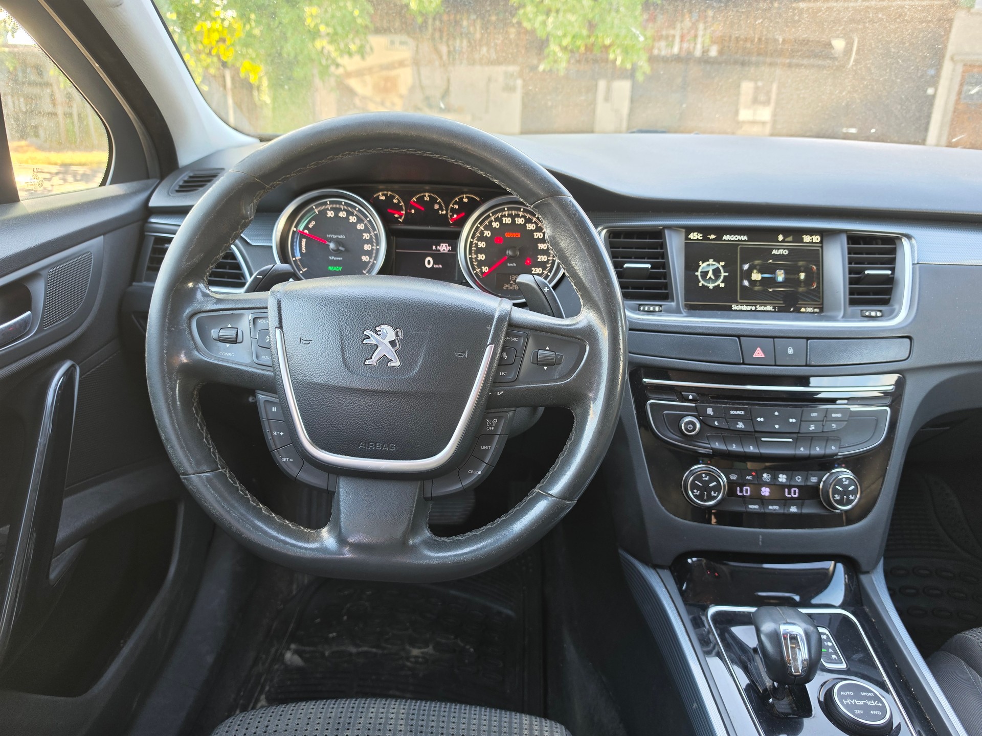 PEUGEOT 508 2.0 HDI Hybrid4 Allure EGS6-image-13