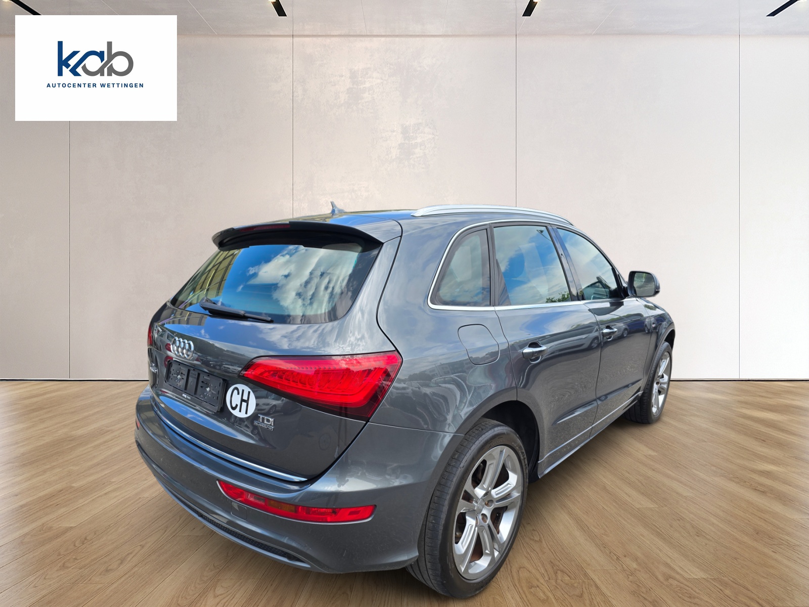 AUDI Q5 2.0 TDI quattro S-tronic-image-8