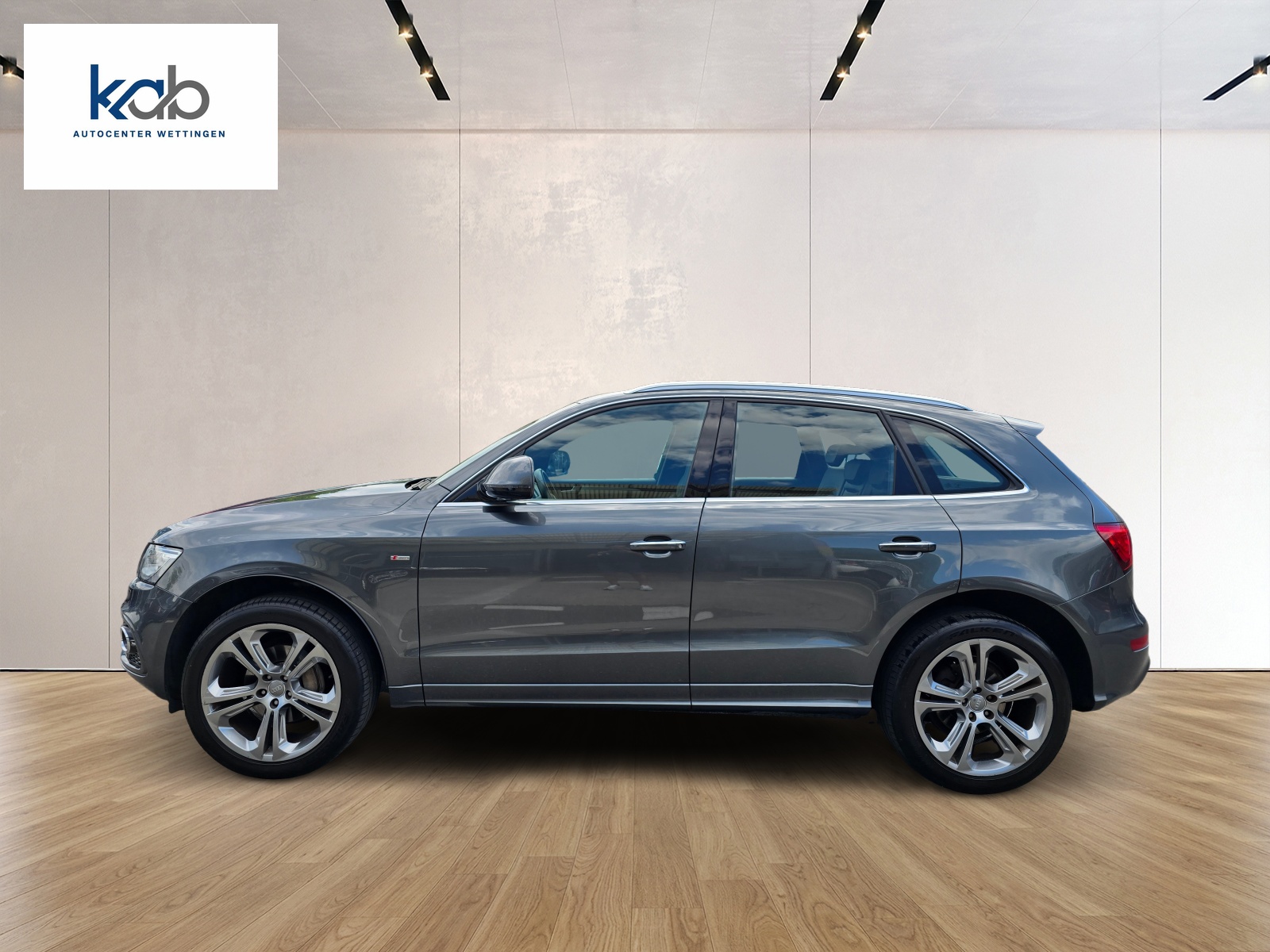 AUDI Q5 2.0 TDI quattro S-tronic-image-5