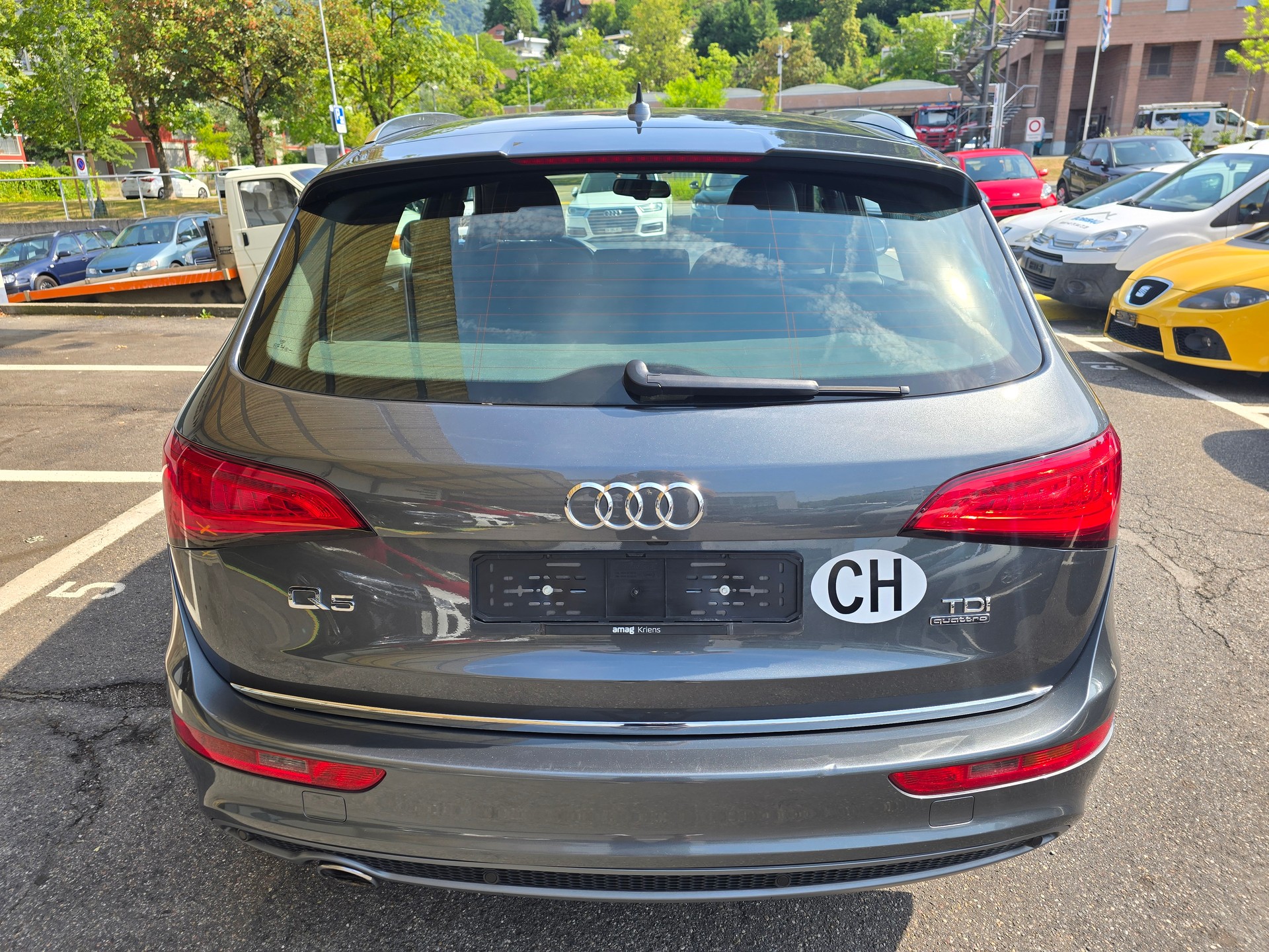 AUDI Q5 2.0 TDI quattro S-tronic-image-8