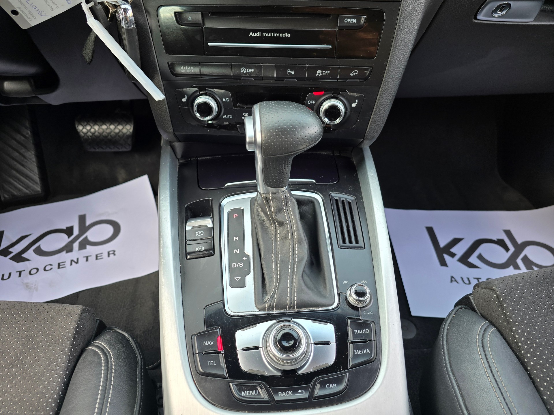 AUDI Q5 2.0 TDI quattro S-tronic-image-9
