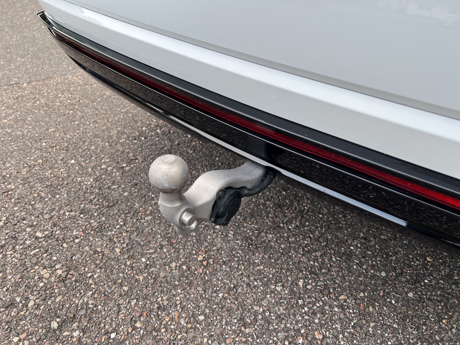 VW Touareg 3.0 TDI R Line Limited Tiptronic-image-15
