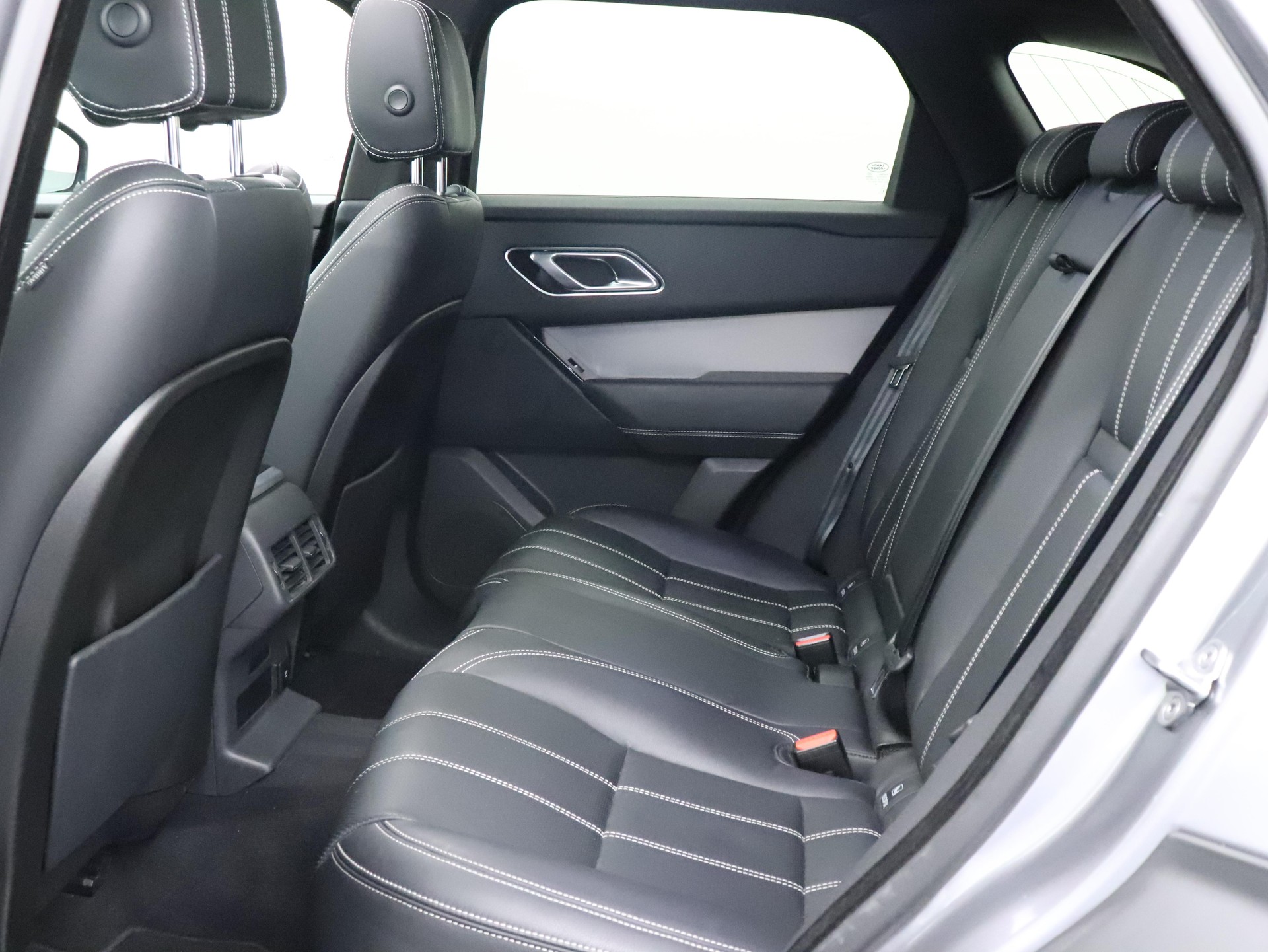 LAND ROVER Range Rover Velar 2.0 T S-image-8