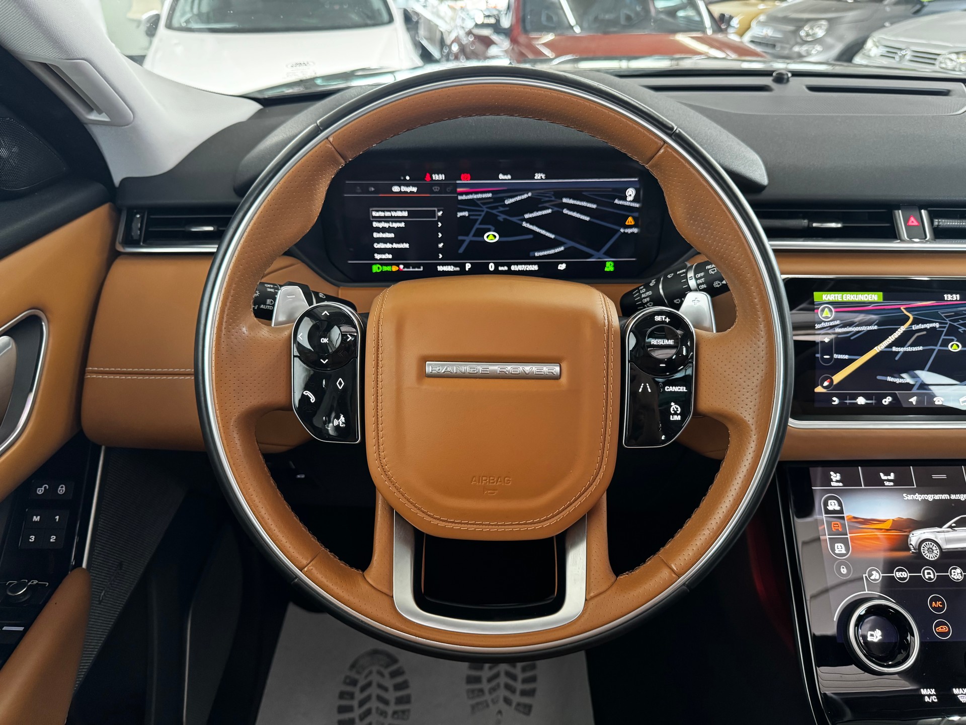 LAND ROVER Range Rover Velar R-Dynamic D 240 HSE Automatic-image-16