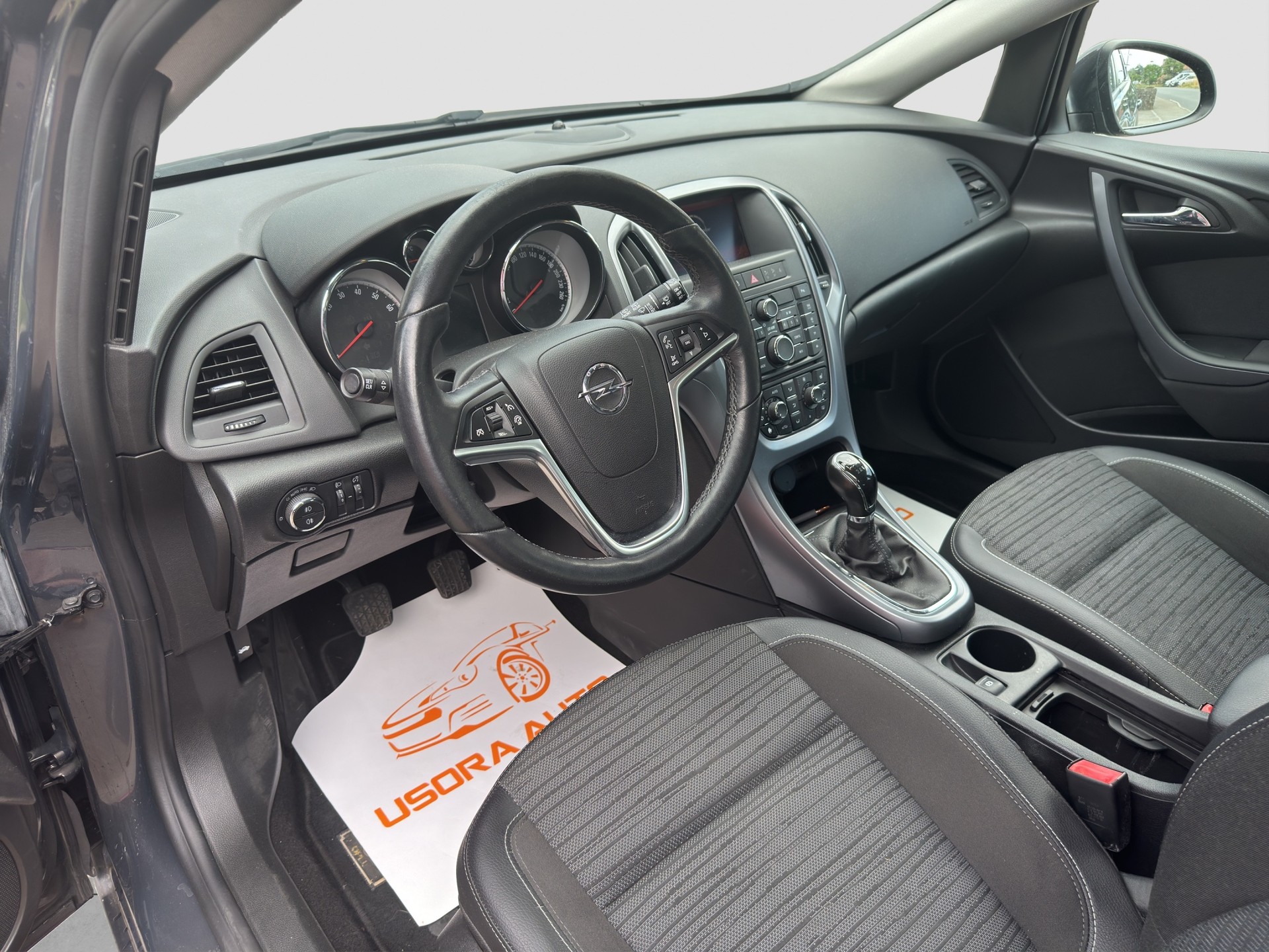 OPEL Astra SportsTourer 1.4i 16V Turbo-image-8