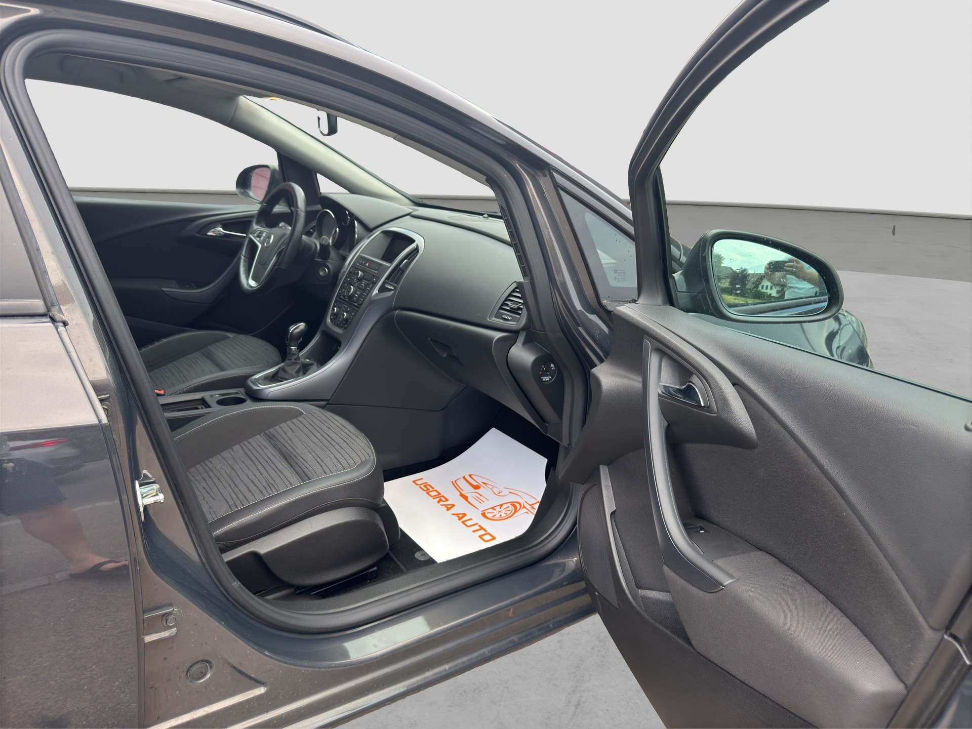 OPEL Astra SportsTourer 1.4i 16V Turbo-image-11