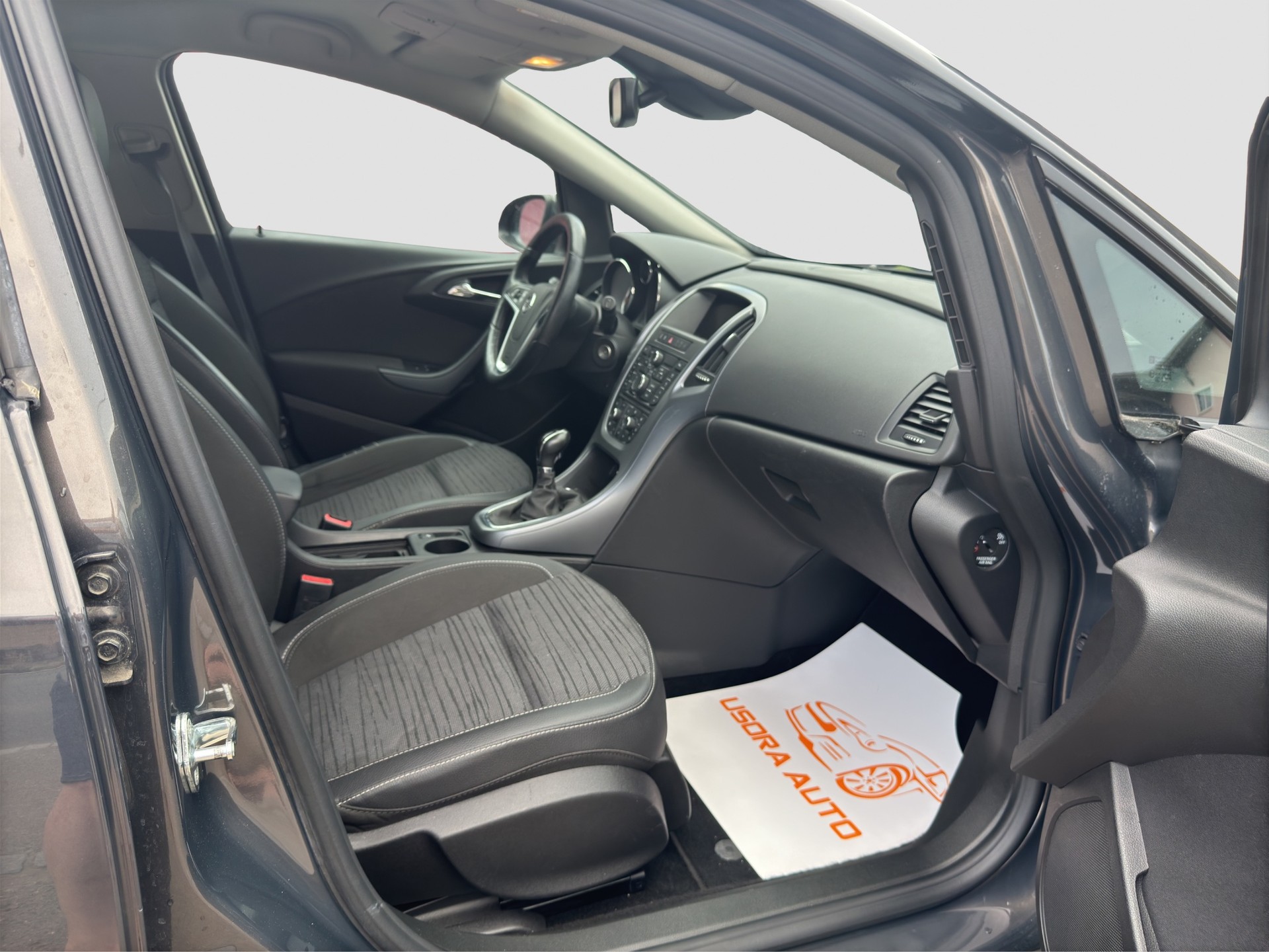 OPEL Astra SportsTourer 1.4i 16V Turbo-image-10