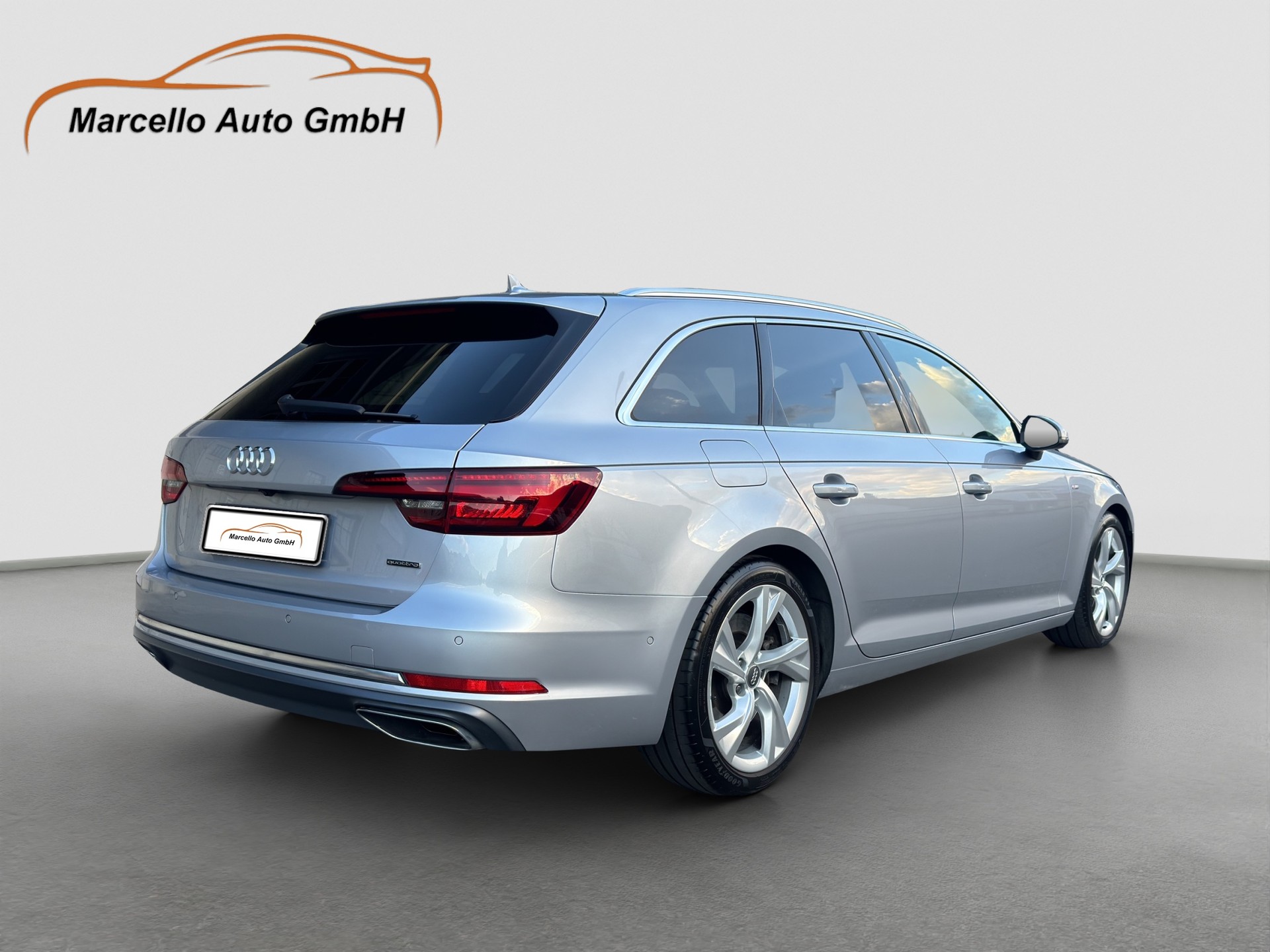 AUDI A4 Avant 45 TFSI Sport S-tronic quattro-image-14