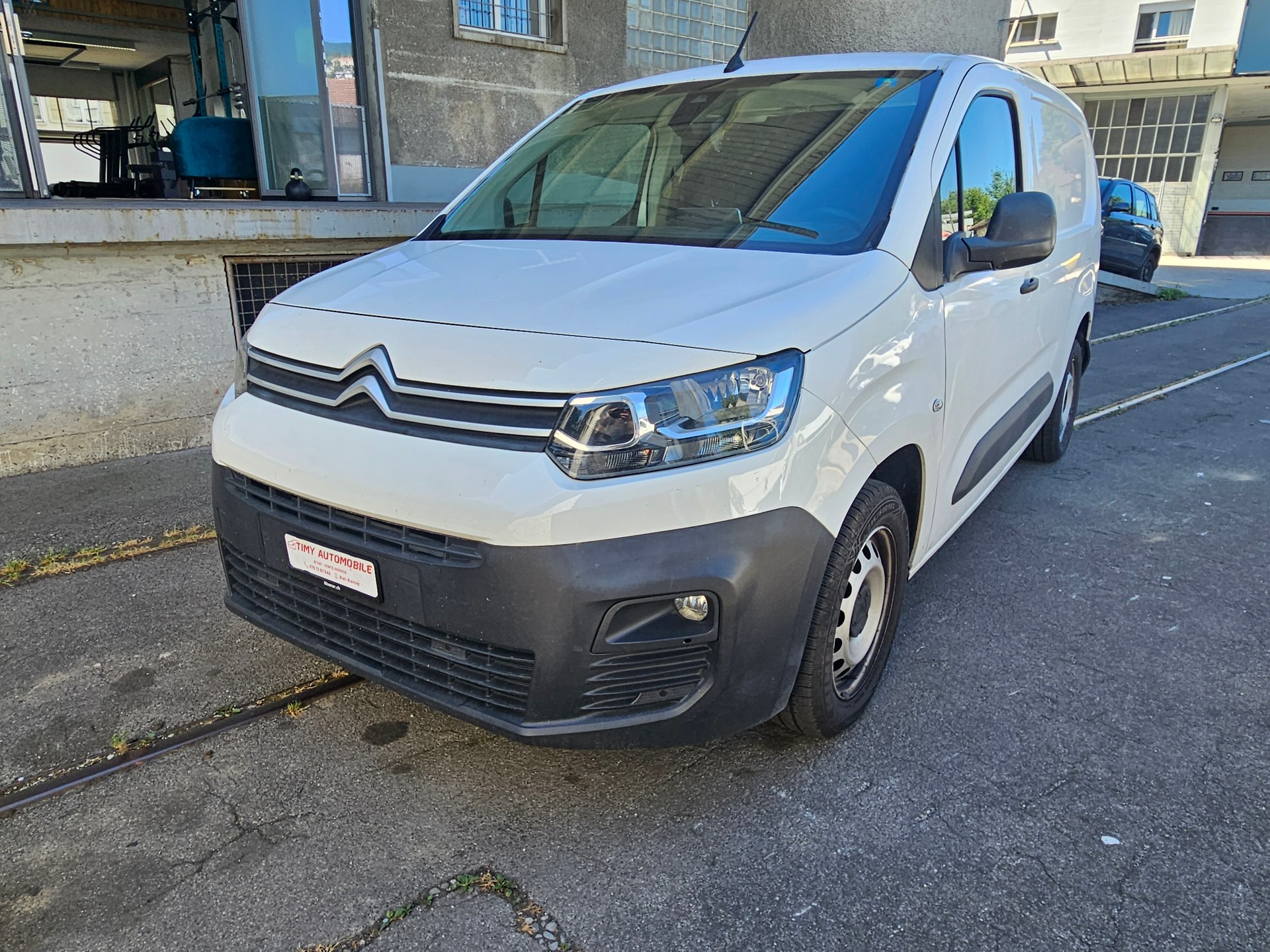 CITROEN Berlingo Van 1.6 Blue HDi 100 s/s Worker Long 1000kg-image-3