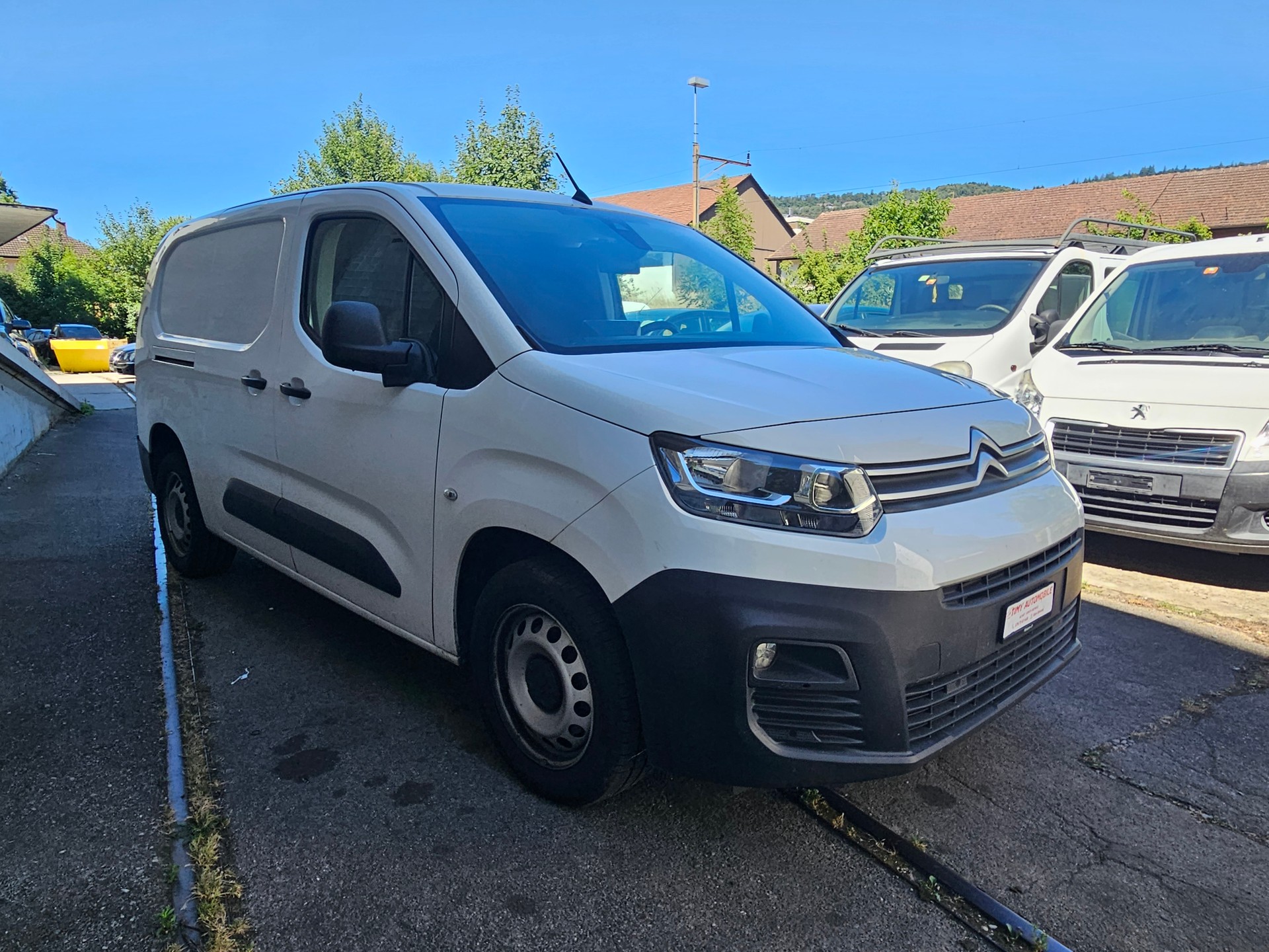 CITROEN Berlingo Van 1.6 Blue HDi 100 s/s Worker Long 1000kg-image-2