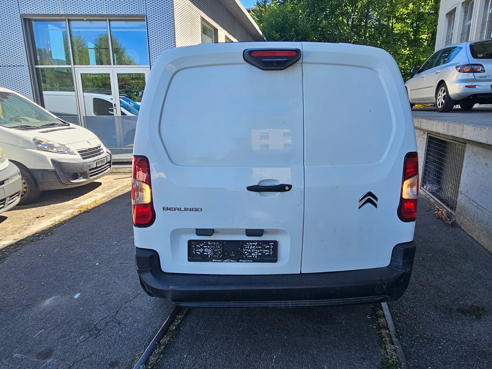 CITROEN Berlingo Van 1.6 Blue HDi 100 s/s Worker Long 1000kg-image-6