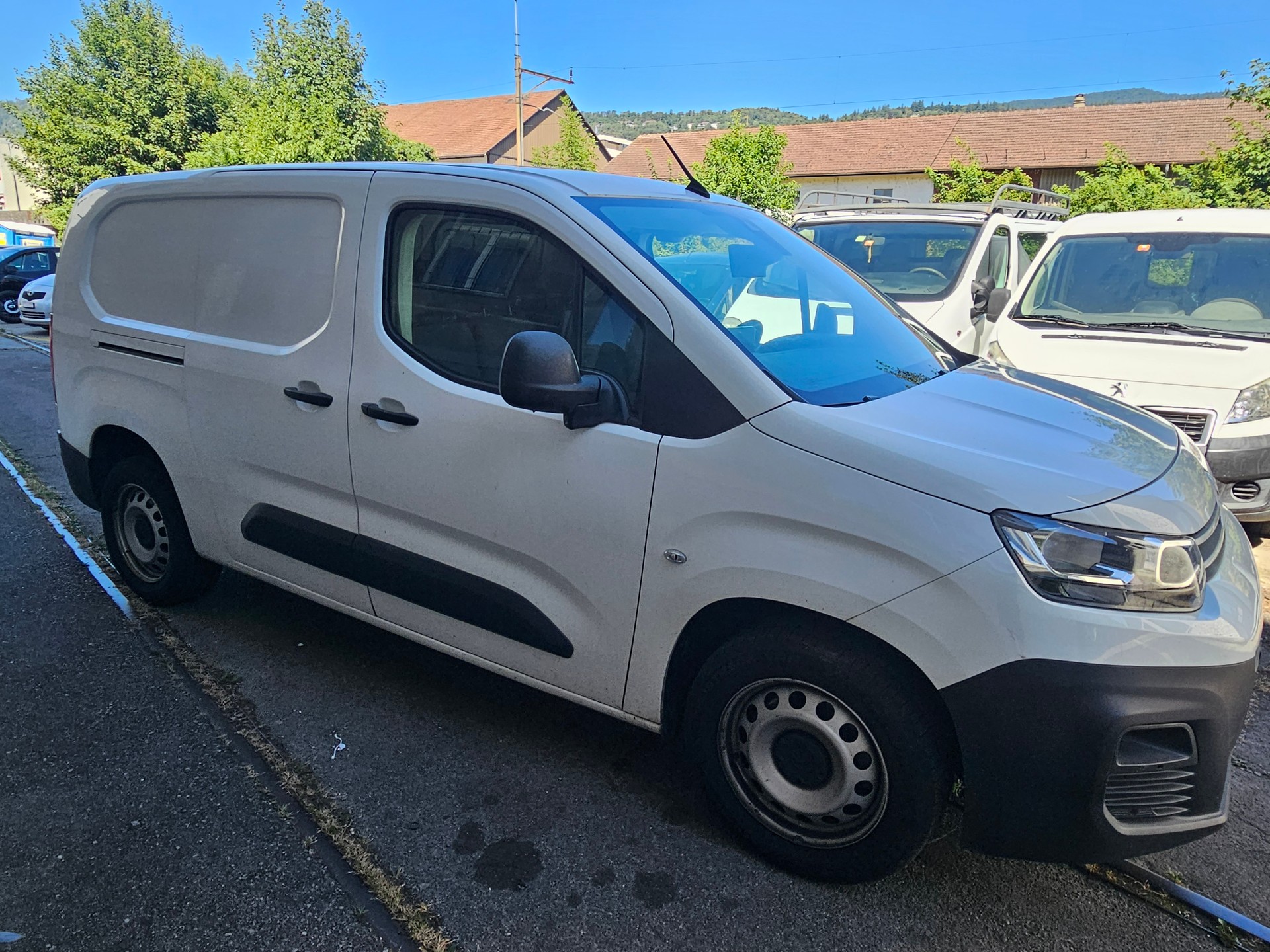 CITROEN Berlingo Van 1.6 Blue HDi 100 s/s Worker Long 1000kg-image-7