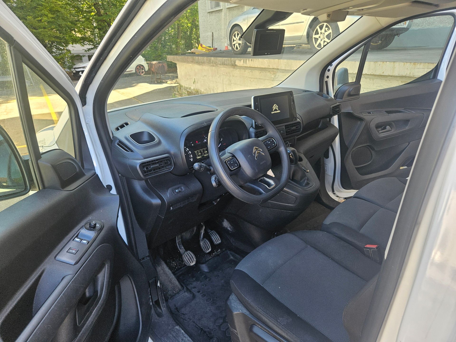CITROEN Berlingo Van 1.6 Blue HDi 100 s/s Worker Long 1000kg-image-9