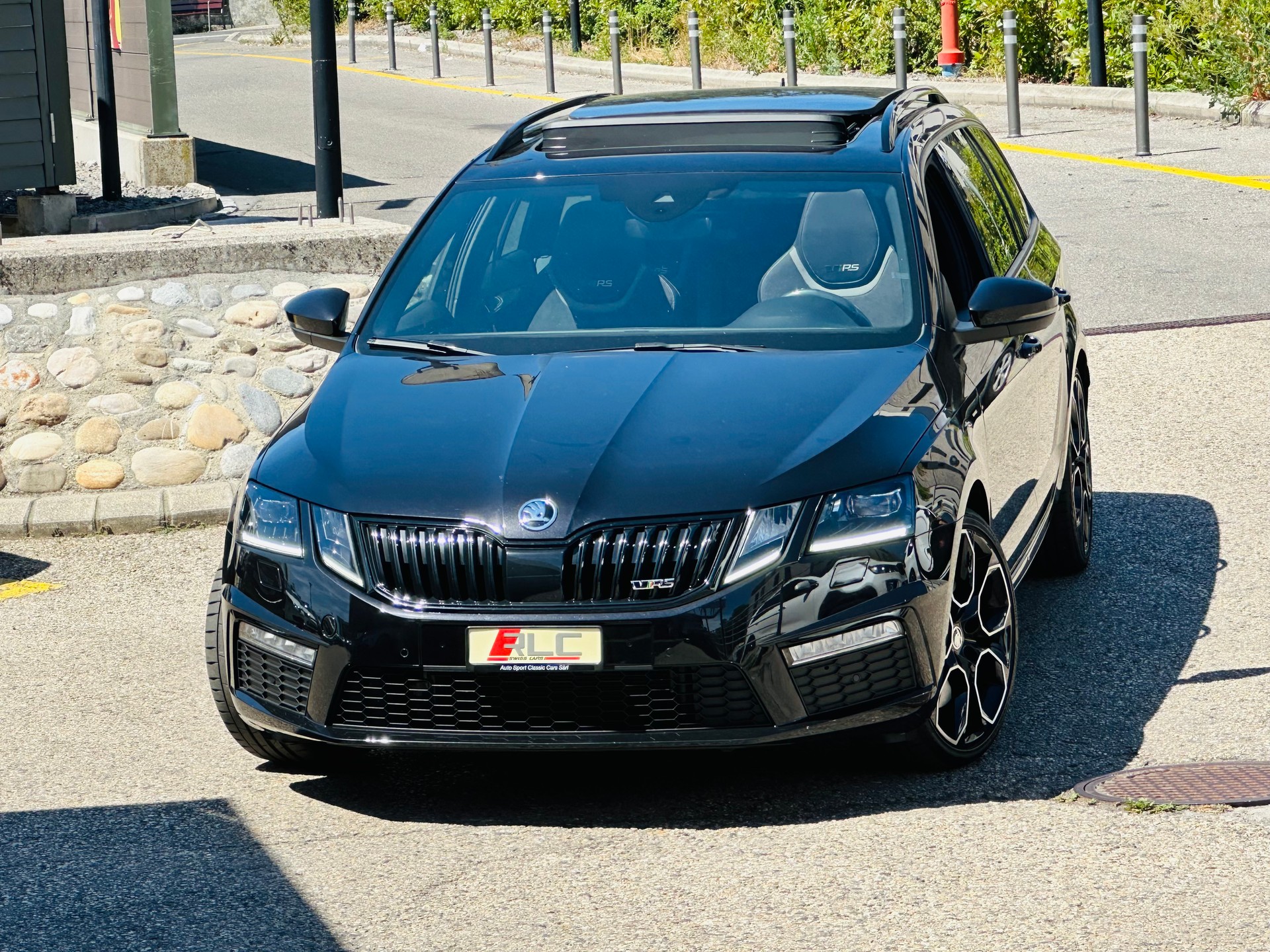 SKODA Octavia Combi 2.0 TSI RS DSG-image-7