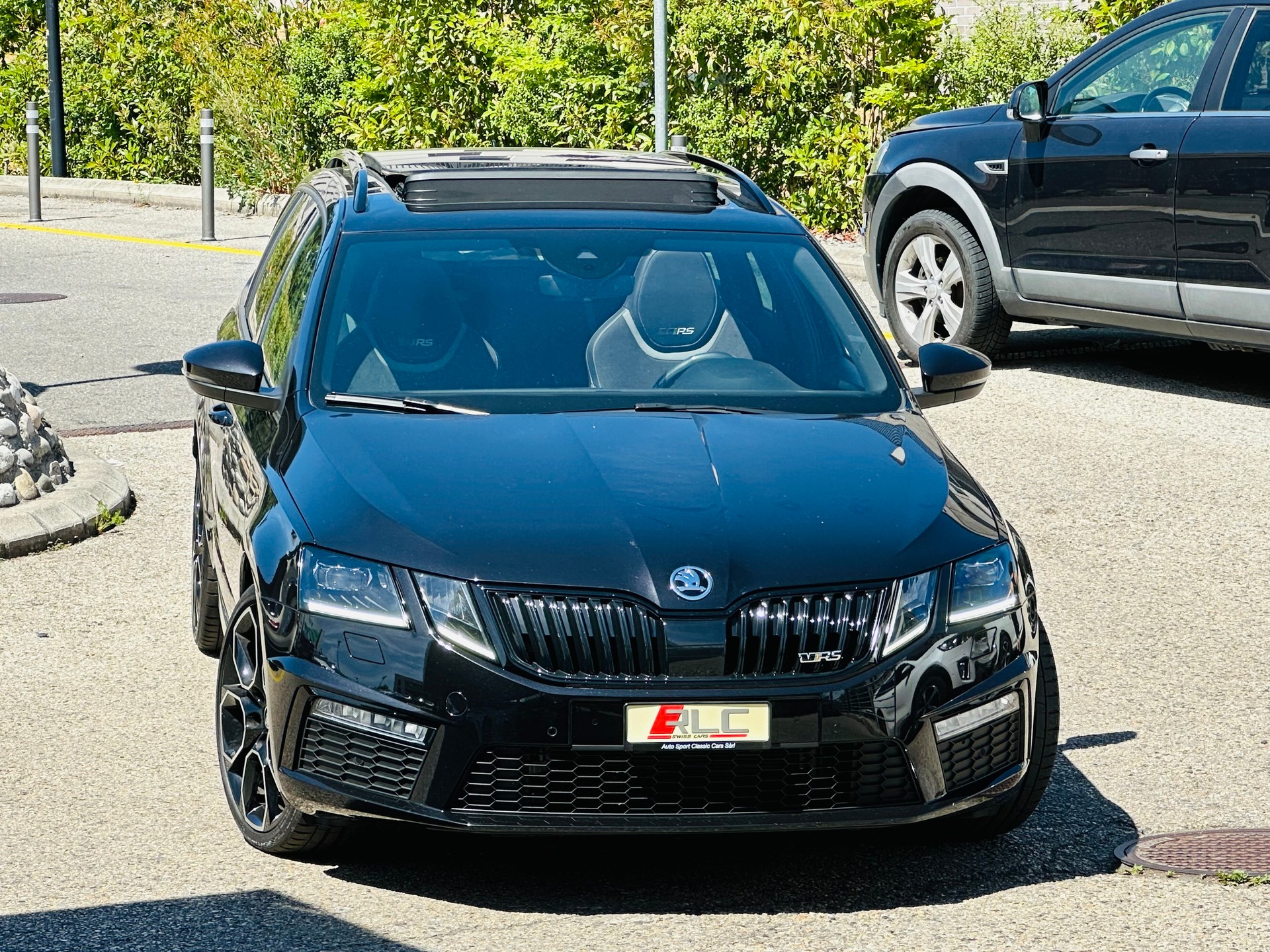 SKODA Octavia Combi 2.0 TSI RS DSG-image-1