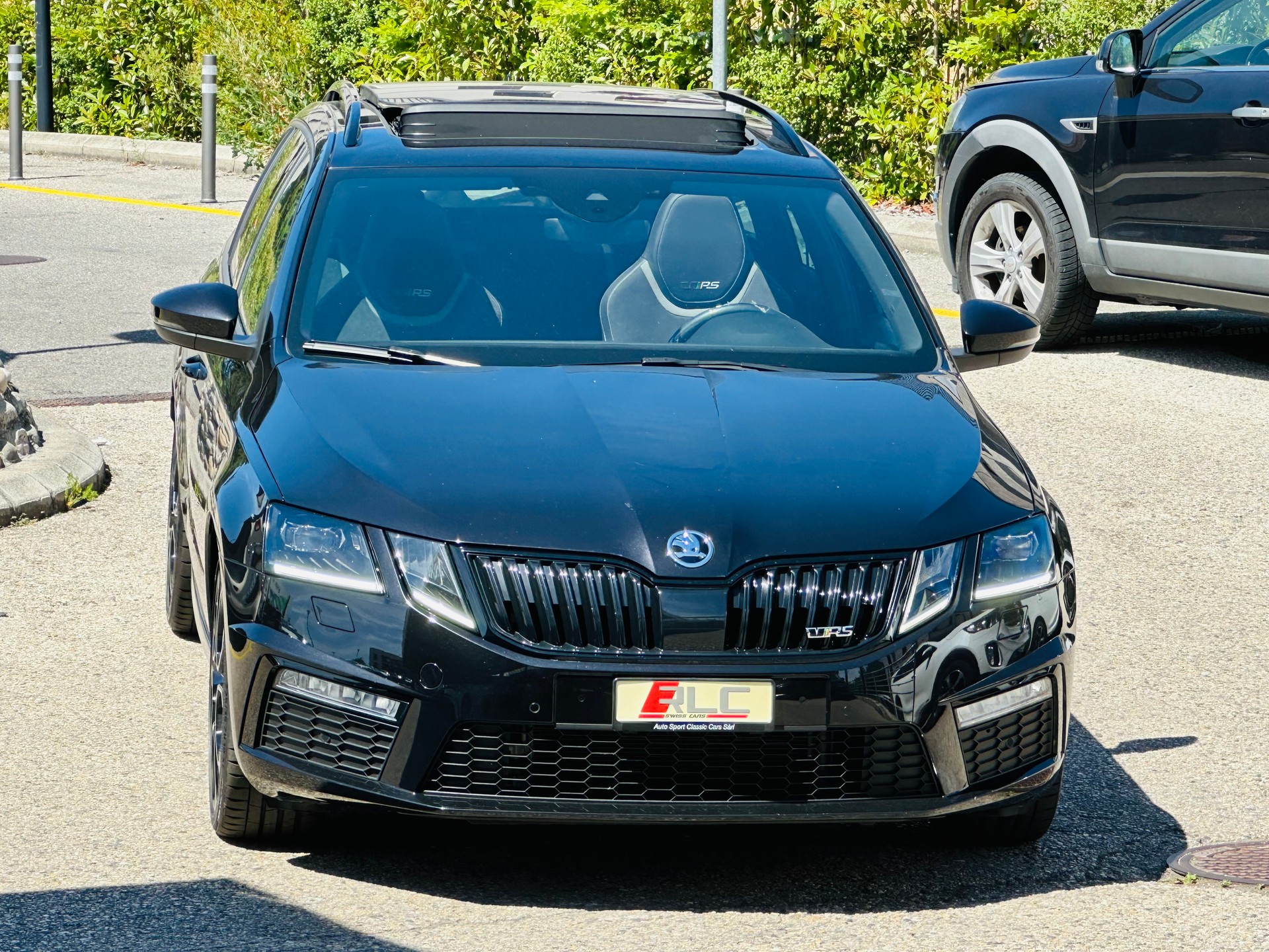 SKODA Octavia Combi 2.0 TSI RS DSG-image-8