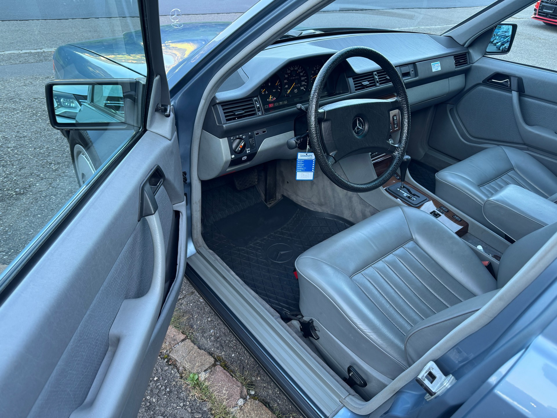 MERCEDES-BENZ 300 TE 4-Matic ABS-image-7