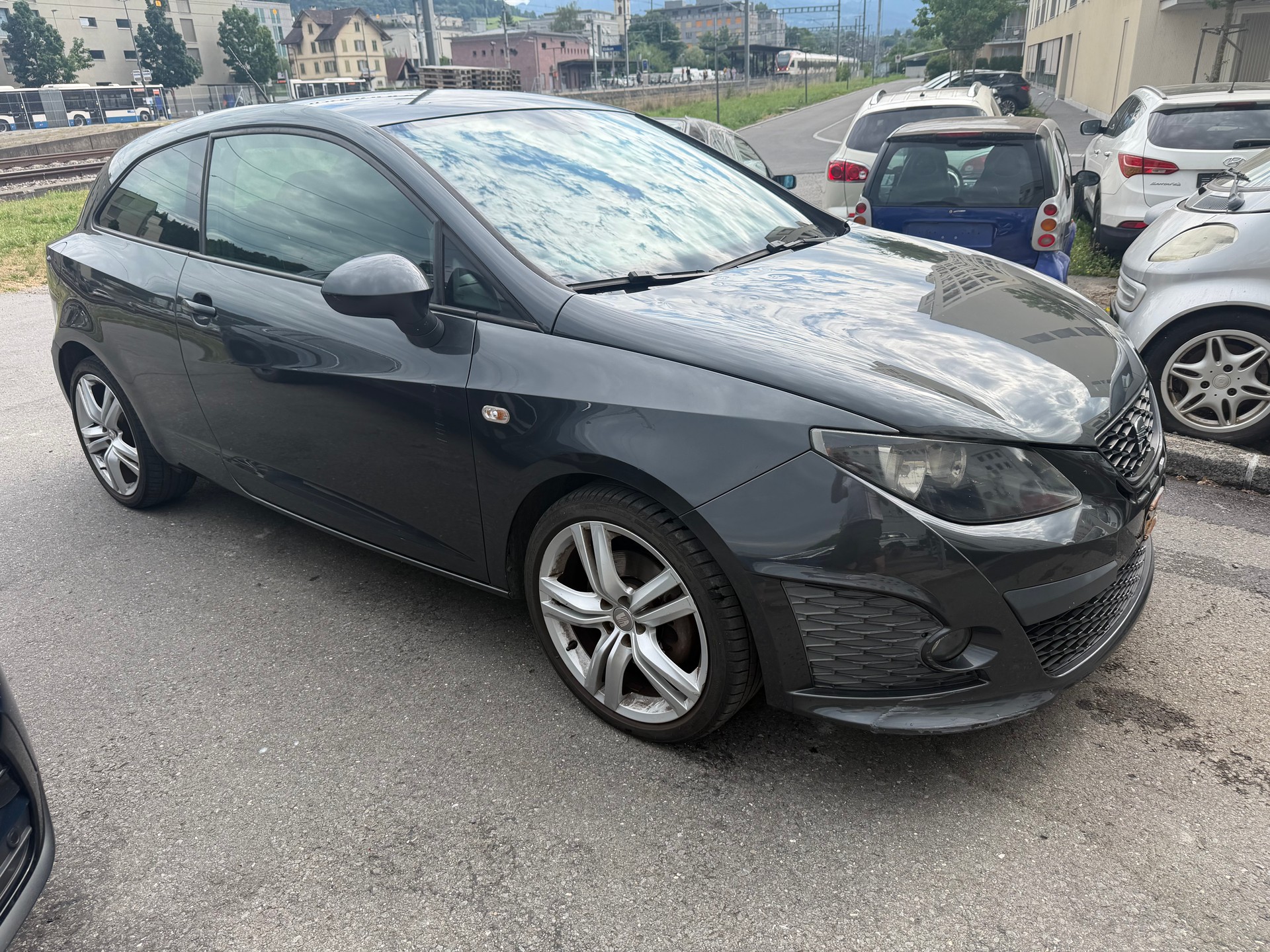 SEAT Ibiza SC 1.4 TSI Cupra DSG-image-2