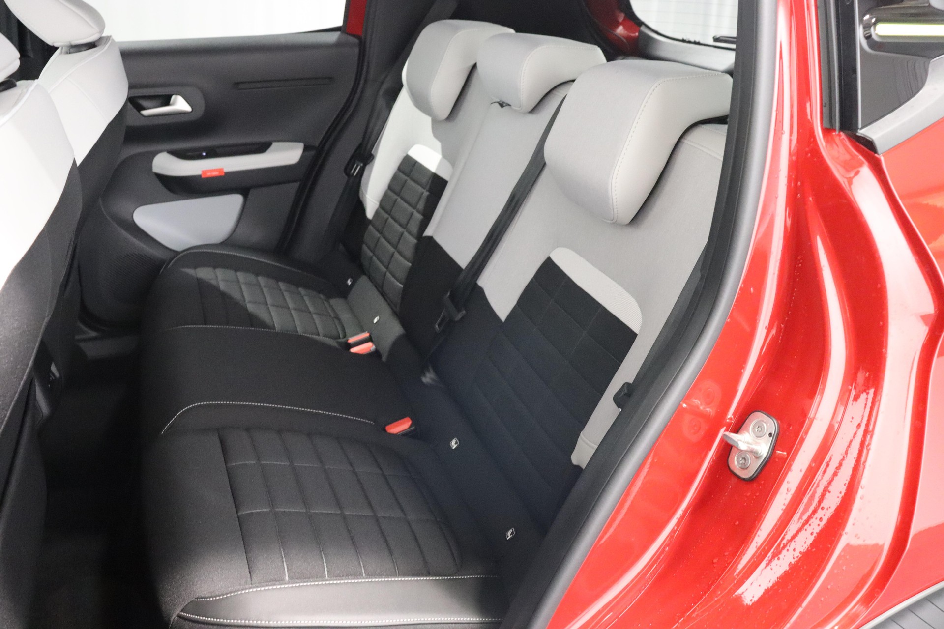 CITROEN e-C3 Max-image-4
