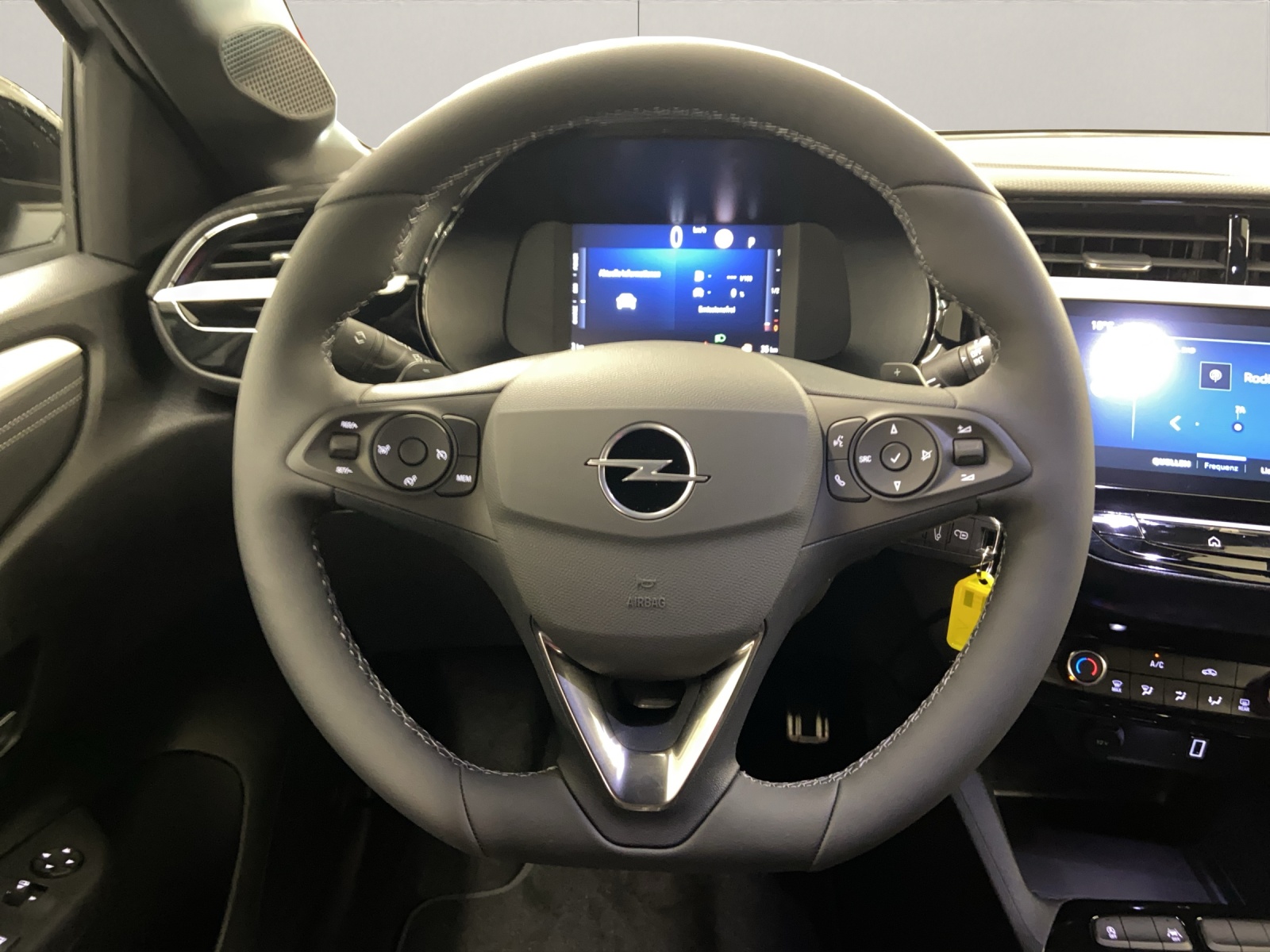OPEL Corsa 1.2 T Hybrid GS-image-6
