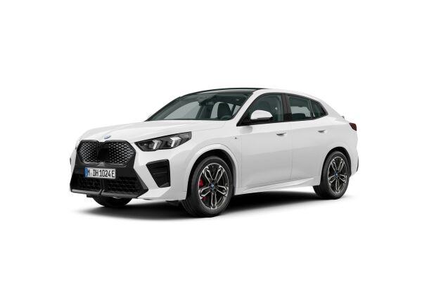 BMW iX2 30 xDrive M Sport-image-0