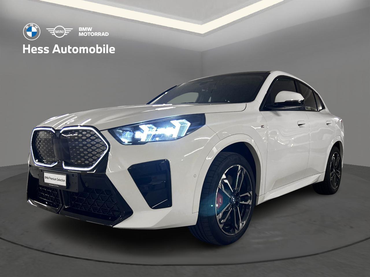 BMW iX2 30 xDrive M Sport-image-0