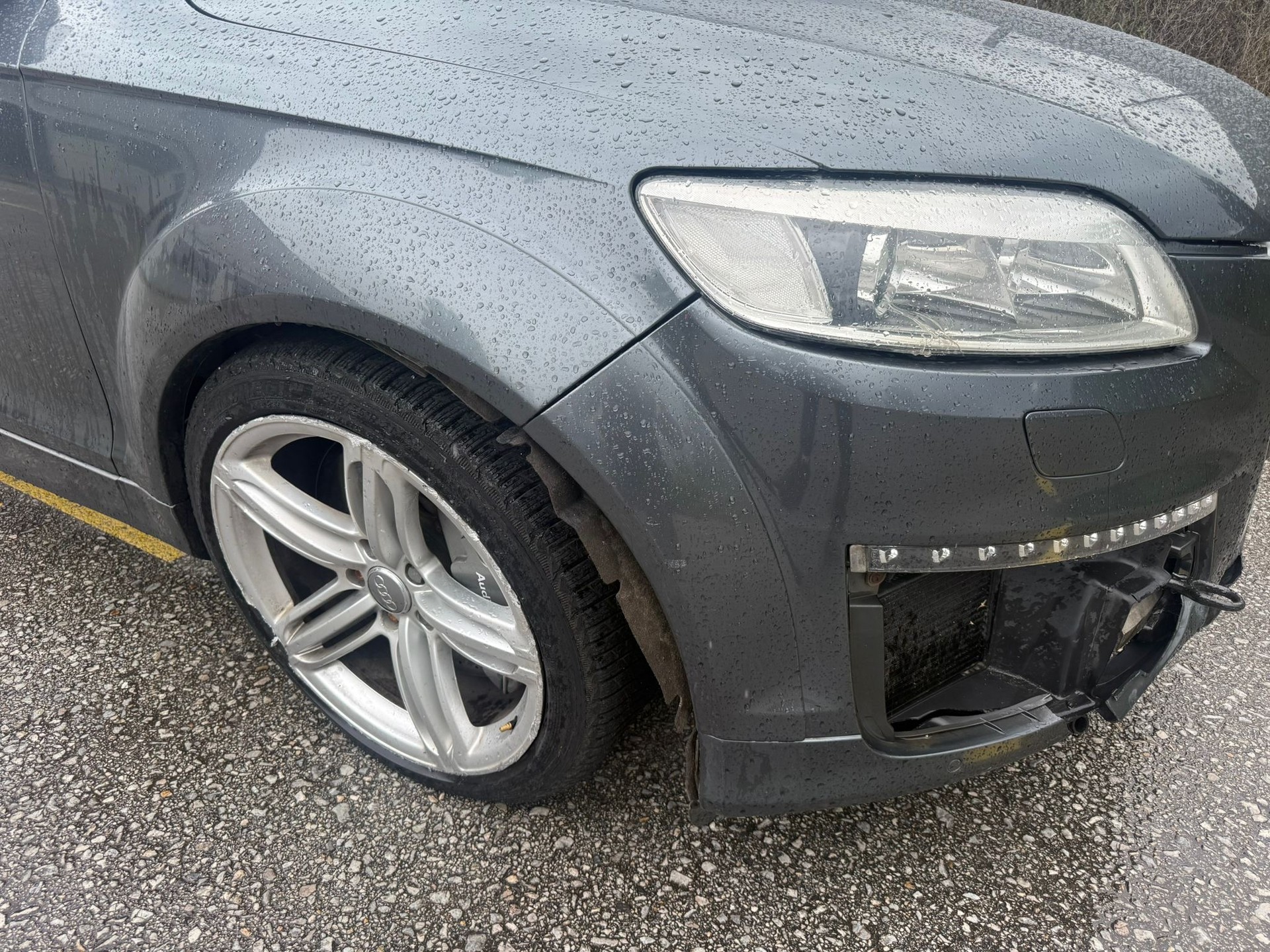 AUDI Q7 6.0 TDI V12 quattro tiptronic-image-2