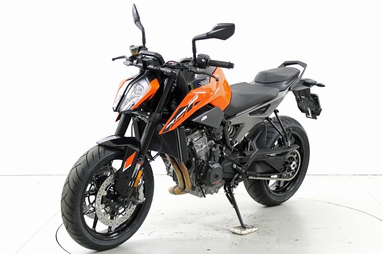 KTM 790 Duke-showroom-element-2