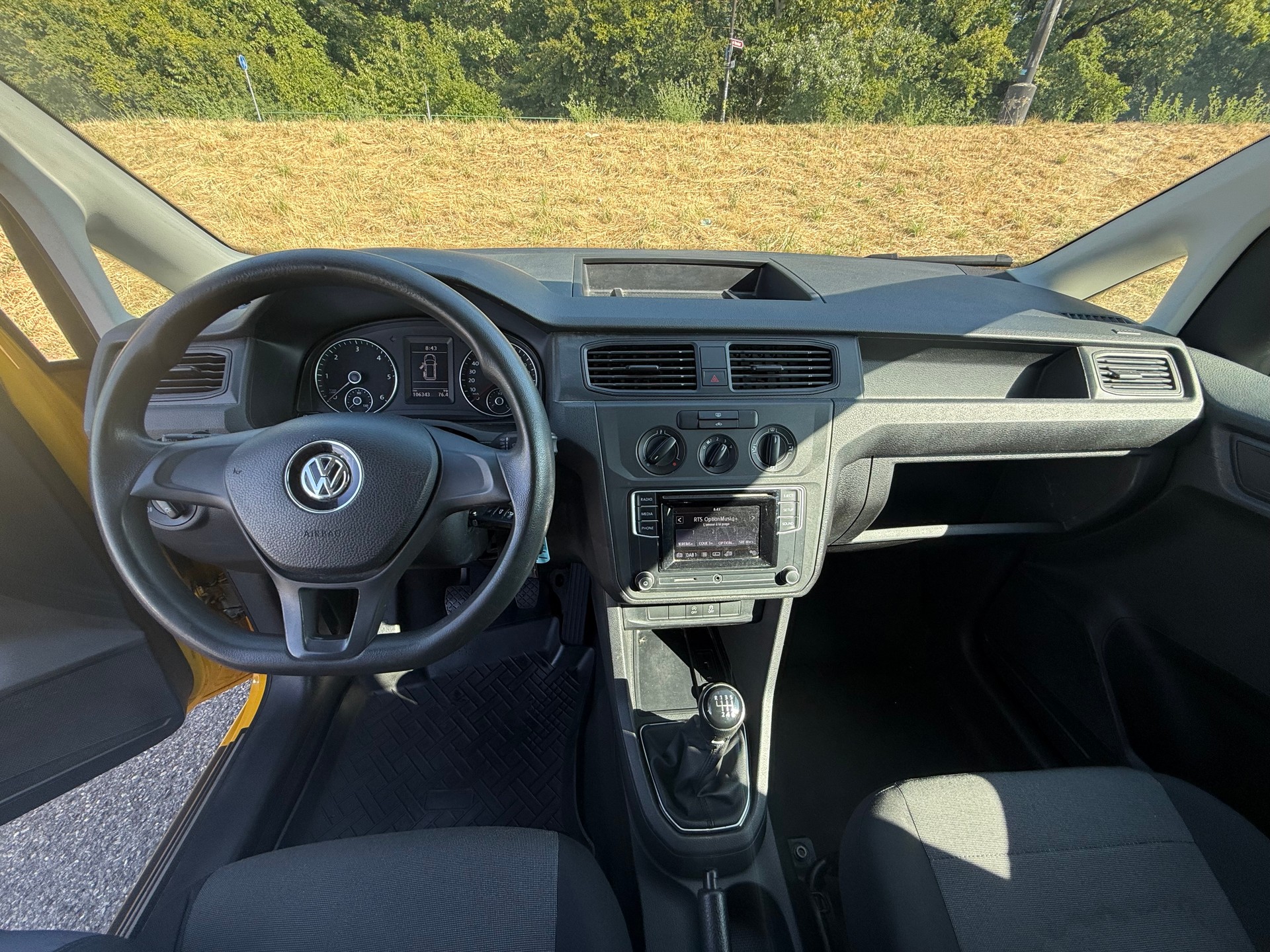VW Caddy Maxi 2.0TDI 4Motion BlueMotion Technology-image-10