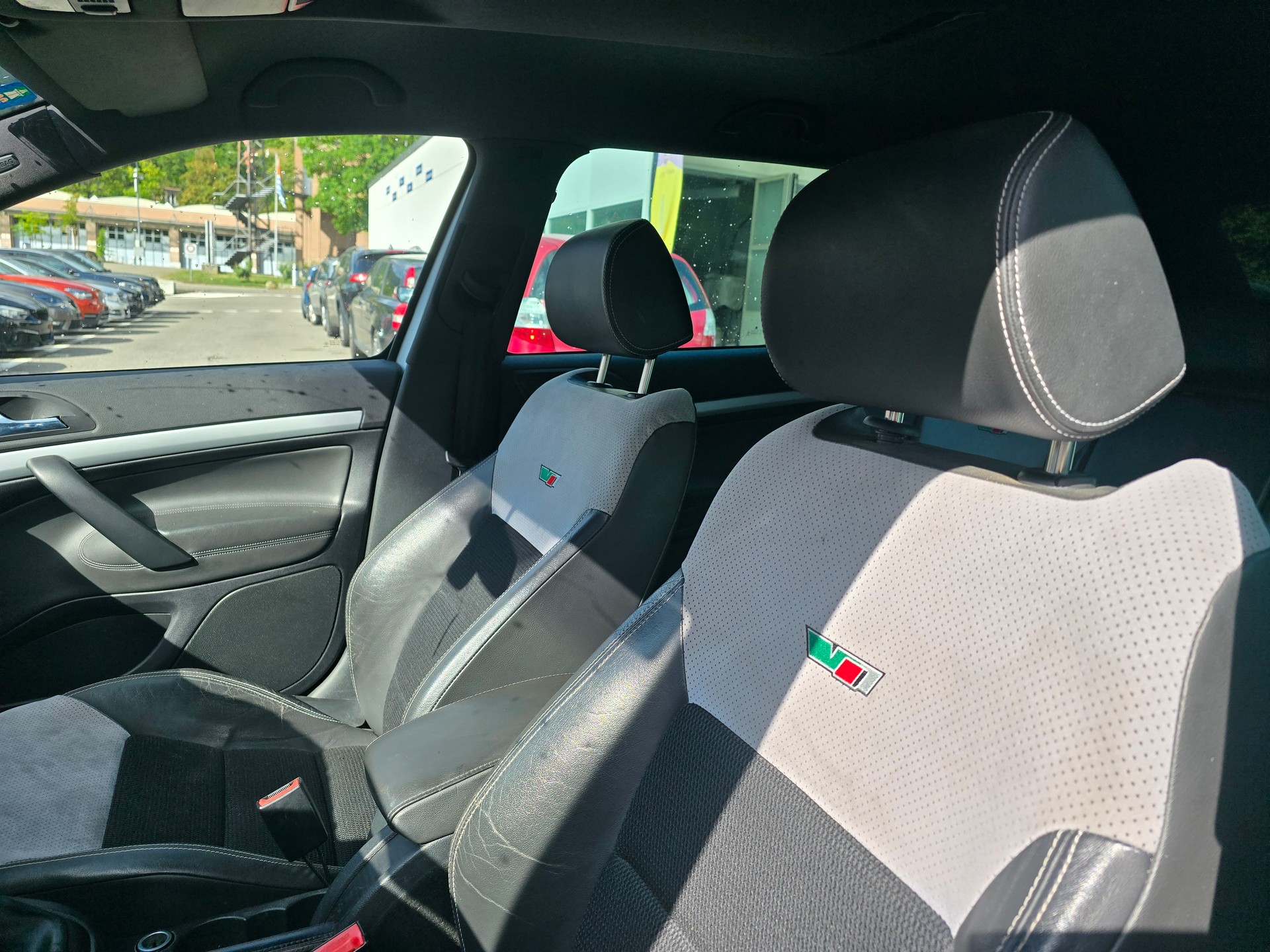 SKODA Octavia 2.0 TDI RS-image-12