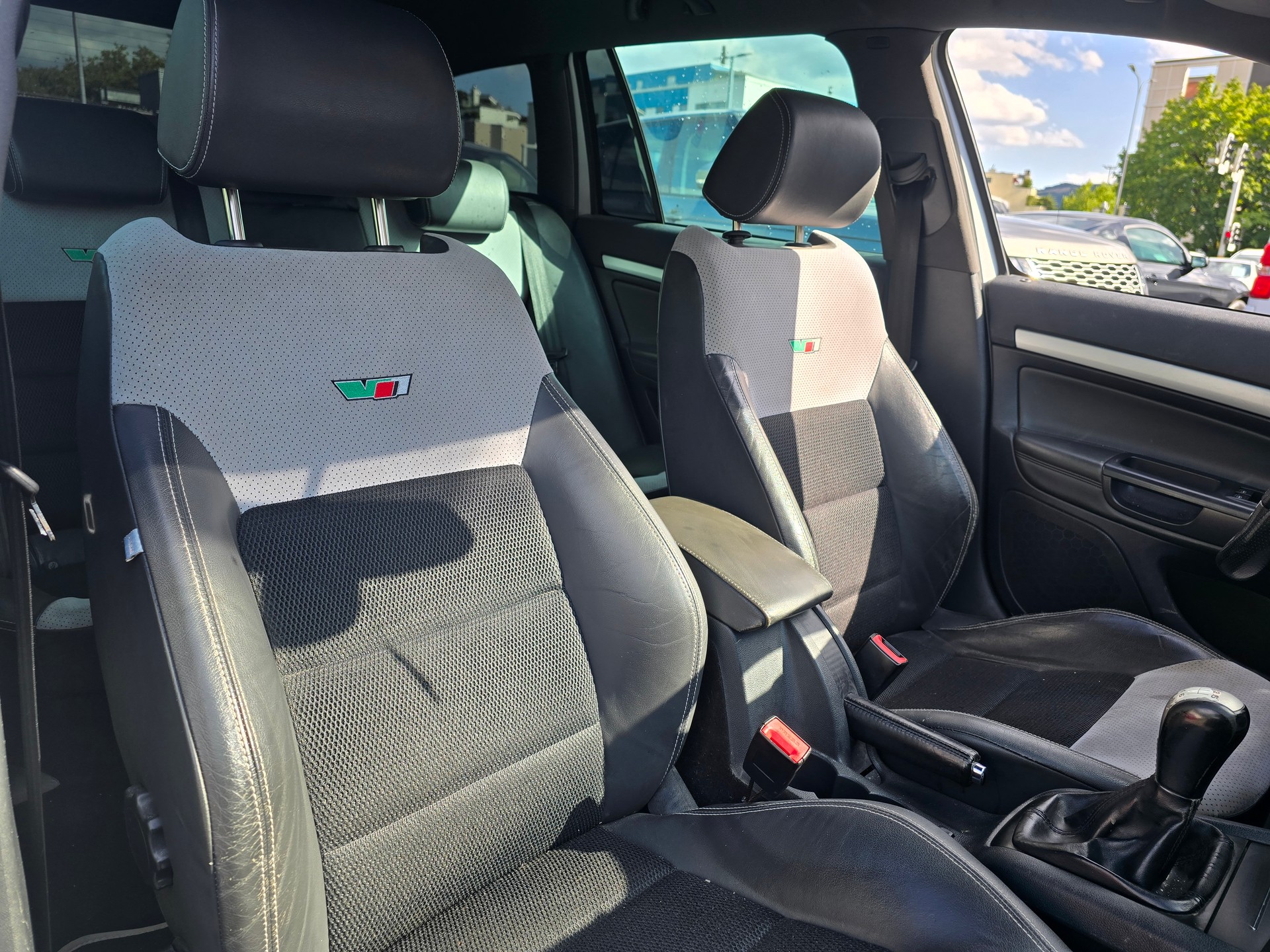 SKODA Octavia 2.0 TDI RS-image-6