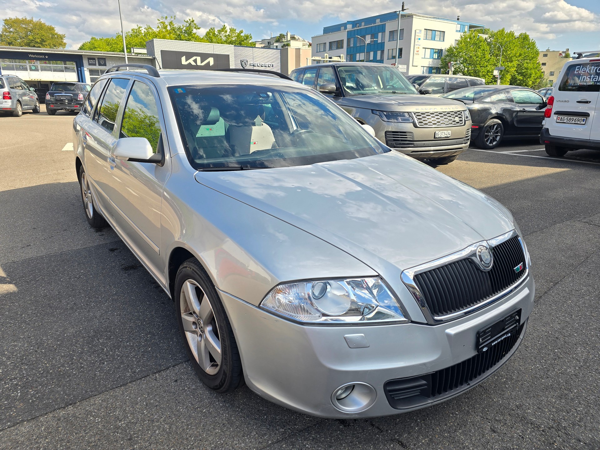 SKODA Octavia 2.0 TDI RS-image-2