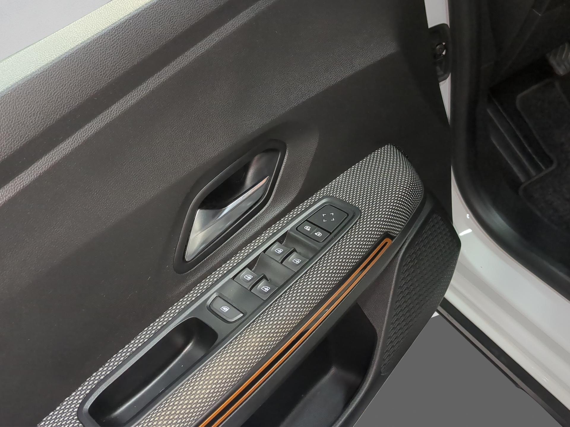 DACIA Sandero Stepway TCe 90 Comfort-image-17