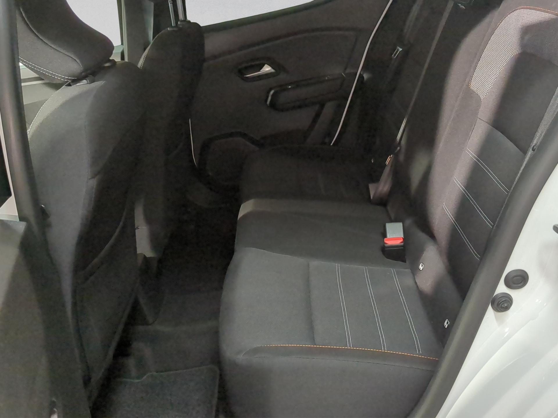DACIA Sandero Stepway TCe 90 Comfort-image-13