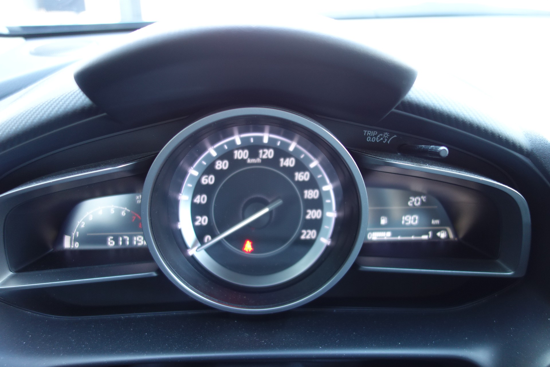 MAZDA CX-3 2.0 Ambition FWD-image-9