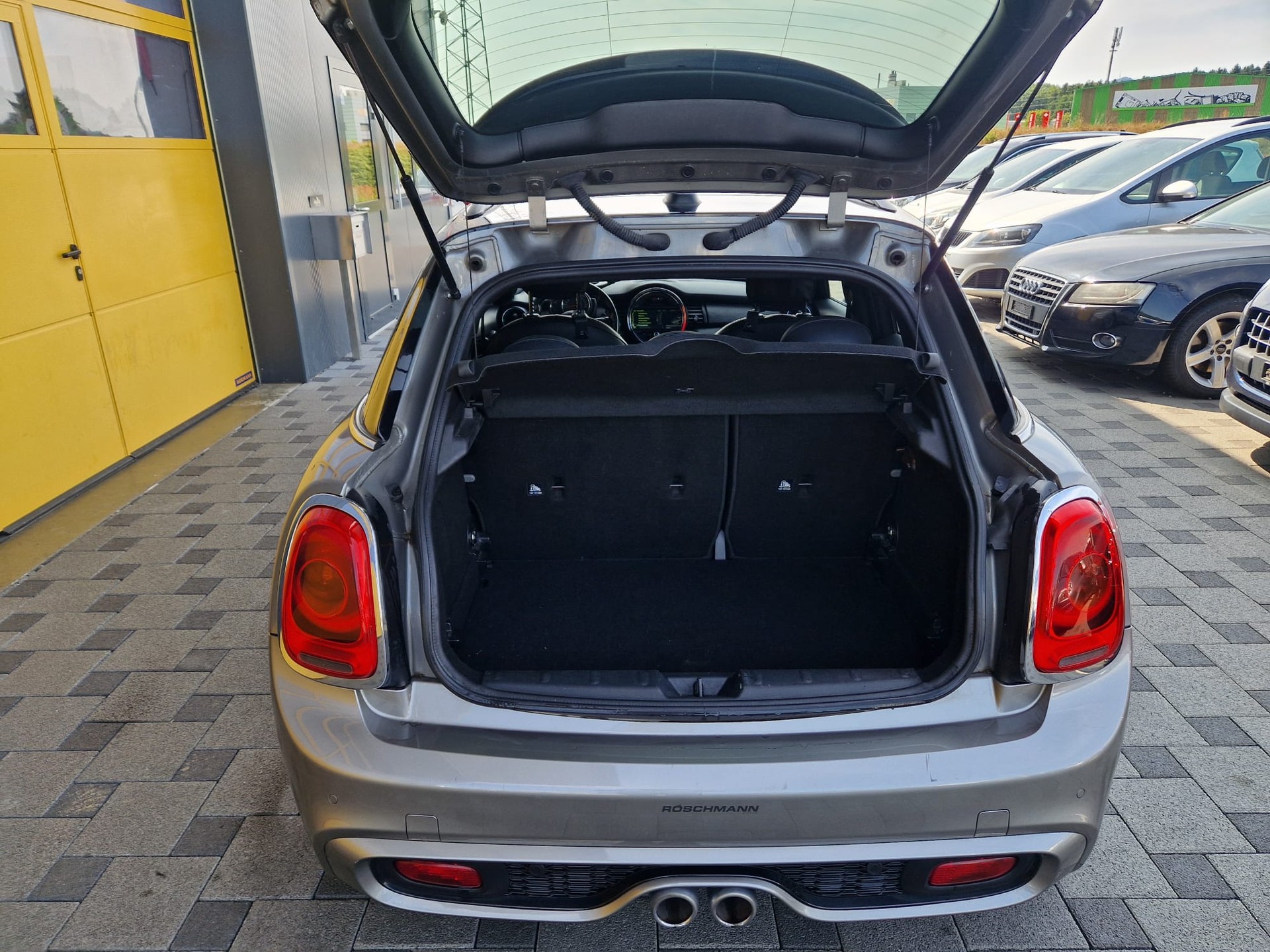 MINI Cooper SD Trafalgar Steptronic-image-11