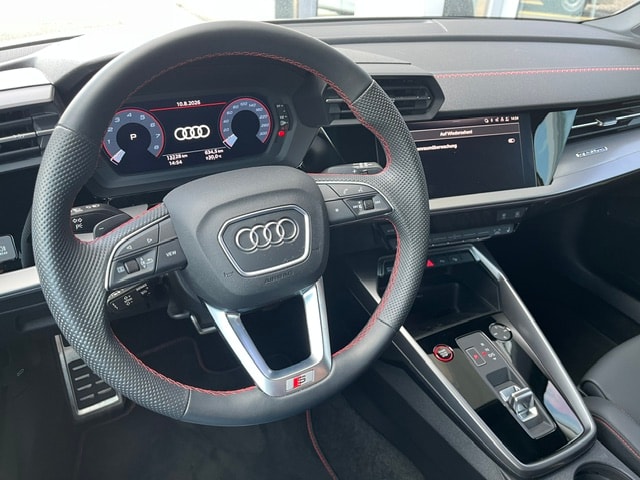 AUDI S3 Sportback 2.0 TFSI quattro S-tronic-image-6