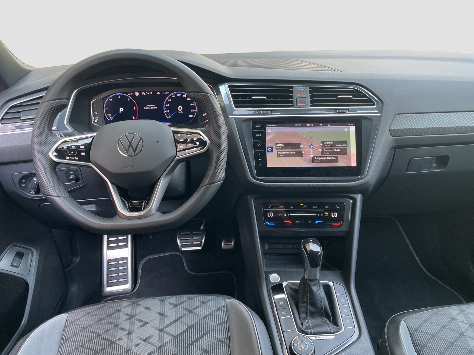 VW Tiguan Allspace 2.0 TDI SCR R-Line 4Motion DSG-image-8