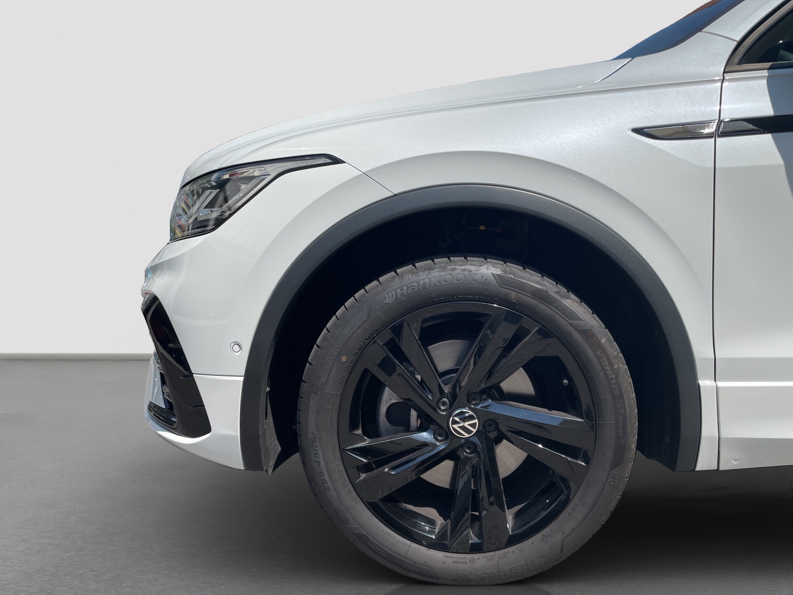 VW Tiguan Allspace 2.0 TDI SCR R-Line 4Motion DSG-image-4